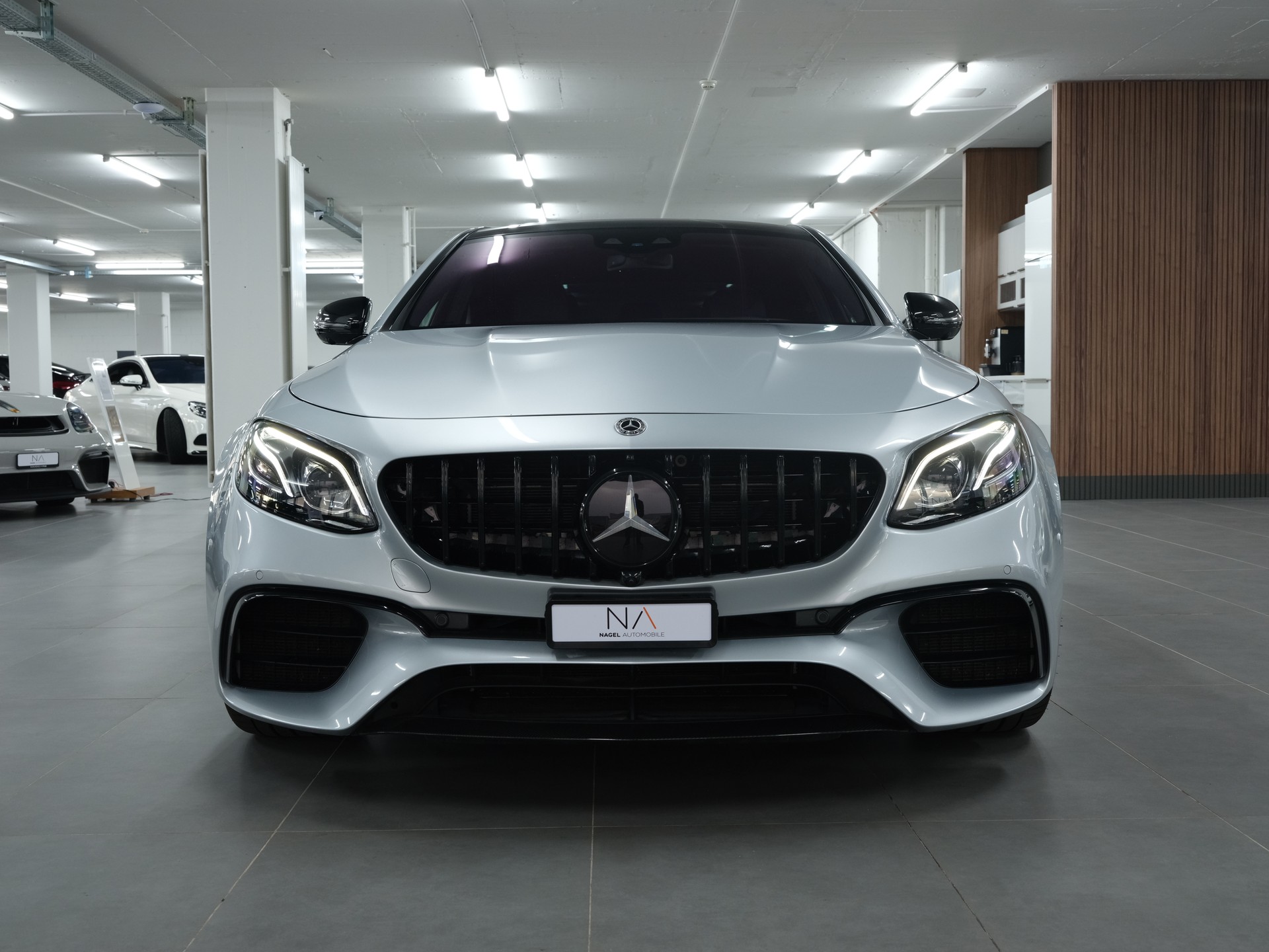 MERCEDES-BENZ E 63 AMG S 4Matic Speedshift MCT *AMG Performance* *Burmester* *Panorama*-image-10