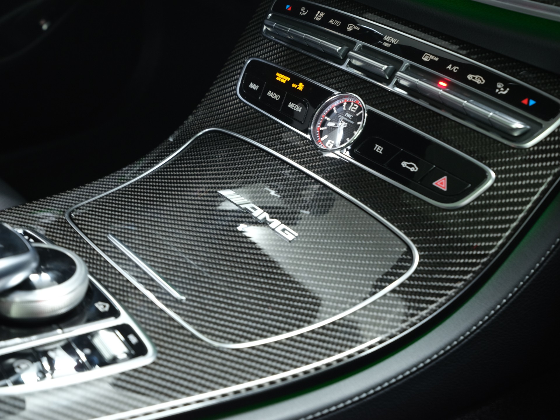 MERCEDES-BENZ E 63 AMG S 4Matic Speedshift MCT *AMG Performance* *Burmester* *Panorama*-image-36