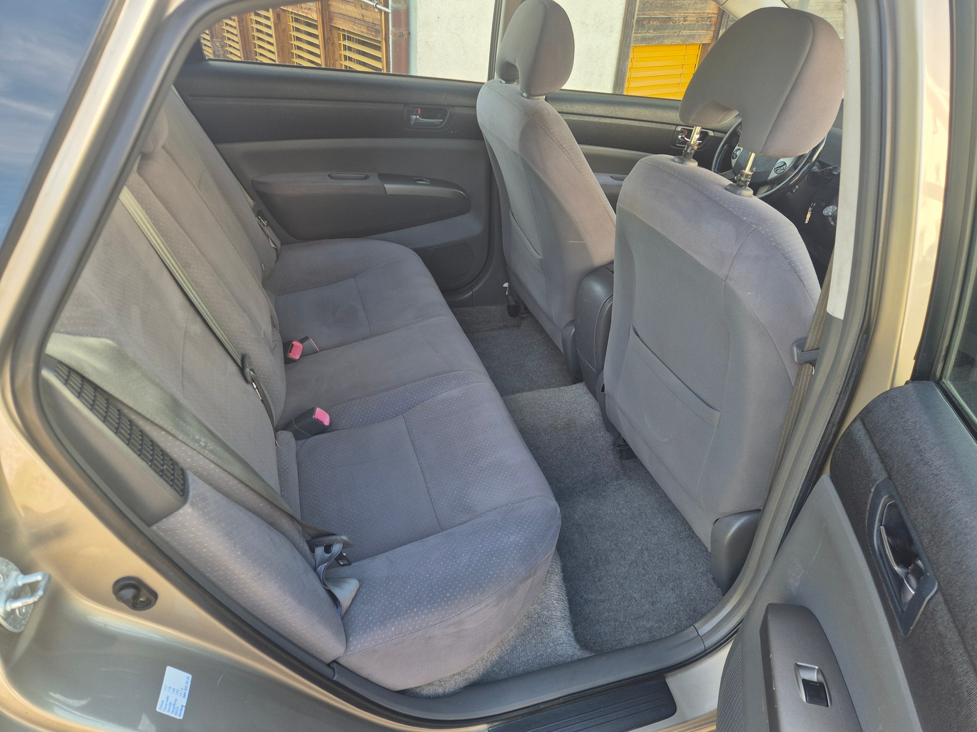 TOYOTA Prius 1.5 16V Hybrid-image-6
