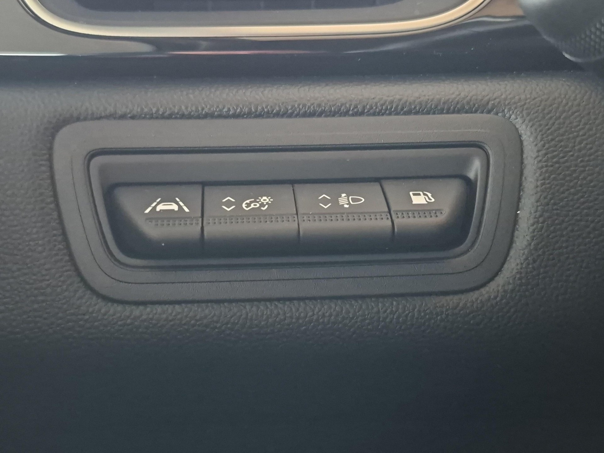 MITSUBISHI ASX 1.6 PHEV Intense-image-16