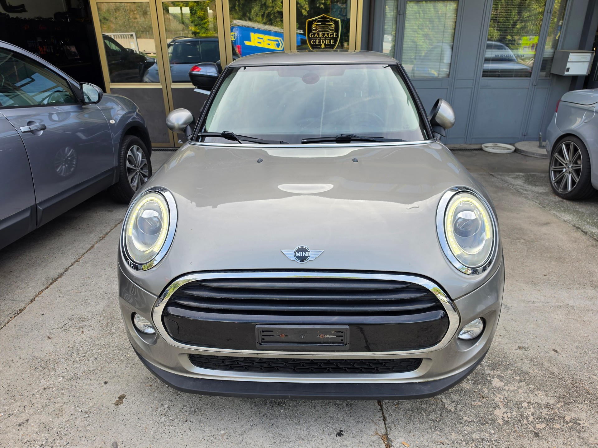 MINI Cooper Hyde Park-image-0