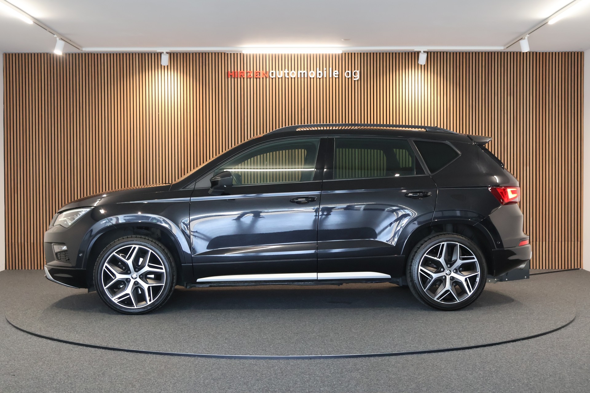 SEAT Ateca 2.0 TDI CR FR 4Drive DSG-image-1
