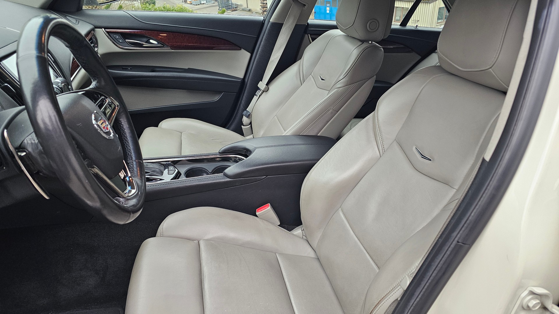 CADILLAC ATS 2.0 Sedan Turbo Luxury AWD Automatic-image-6