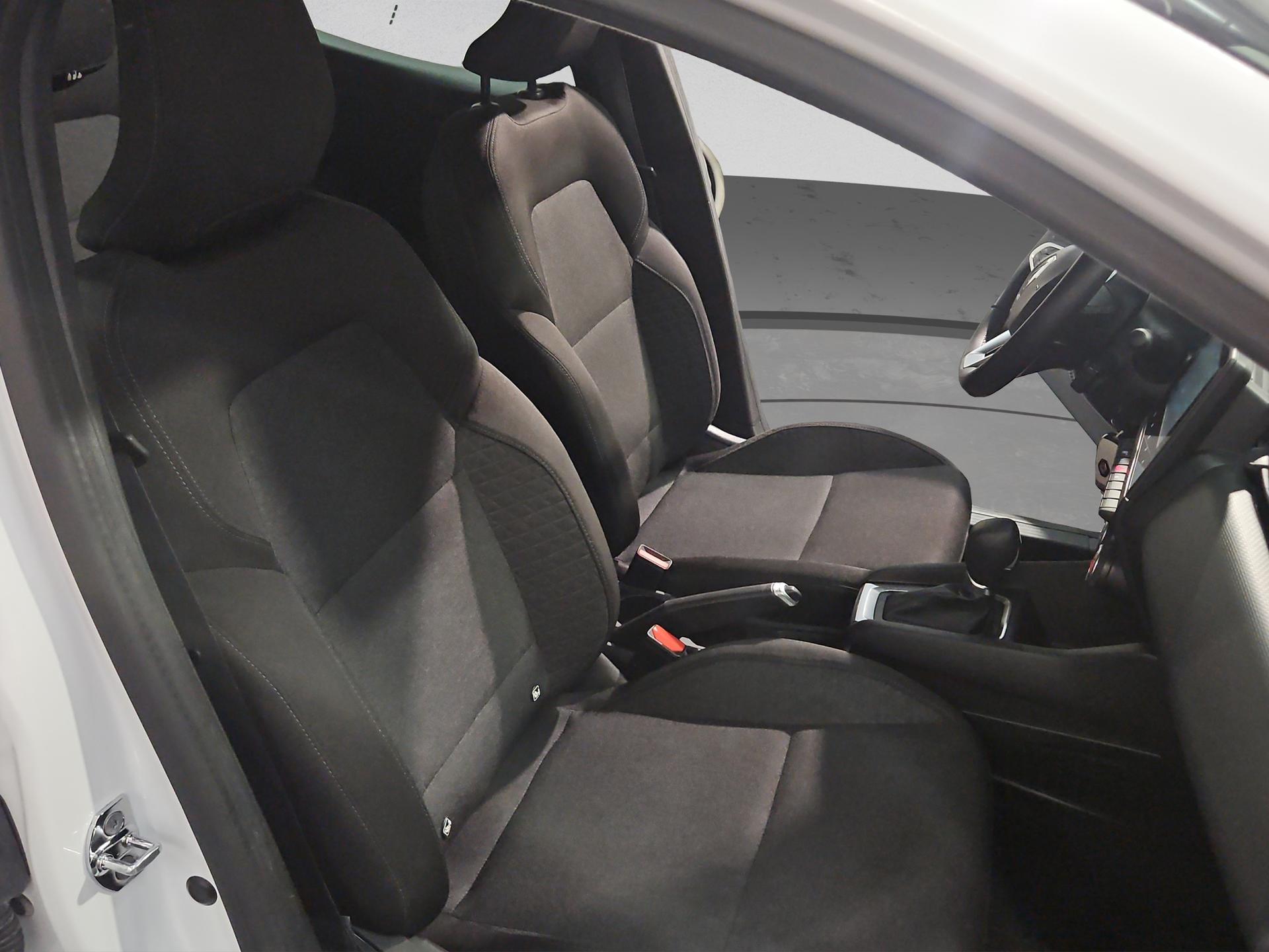 RENAULT Clio 1.0 Equilibre CVT-image-16