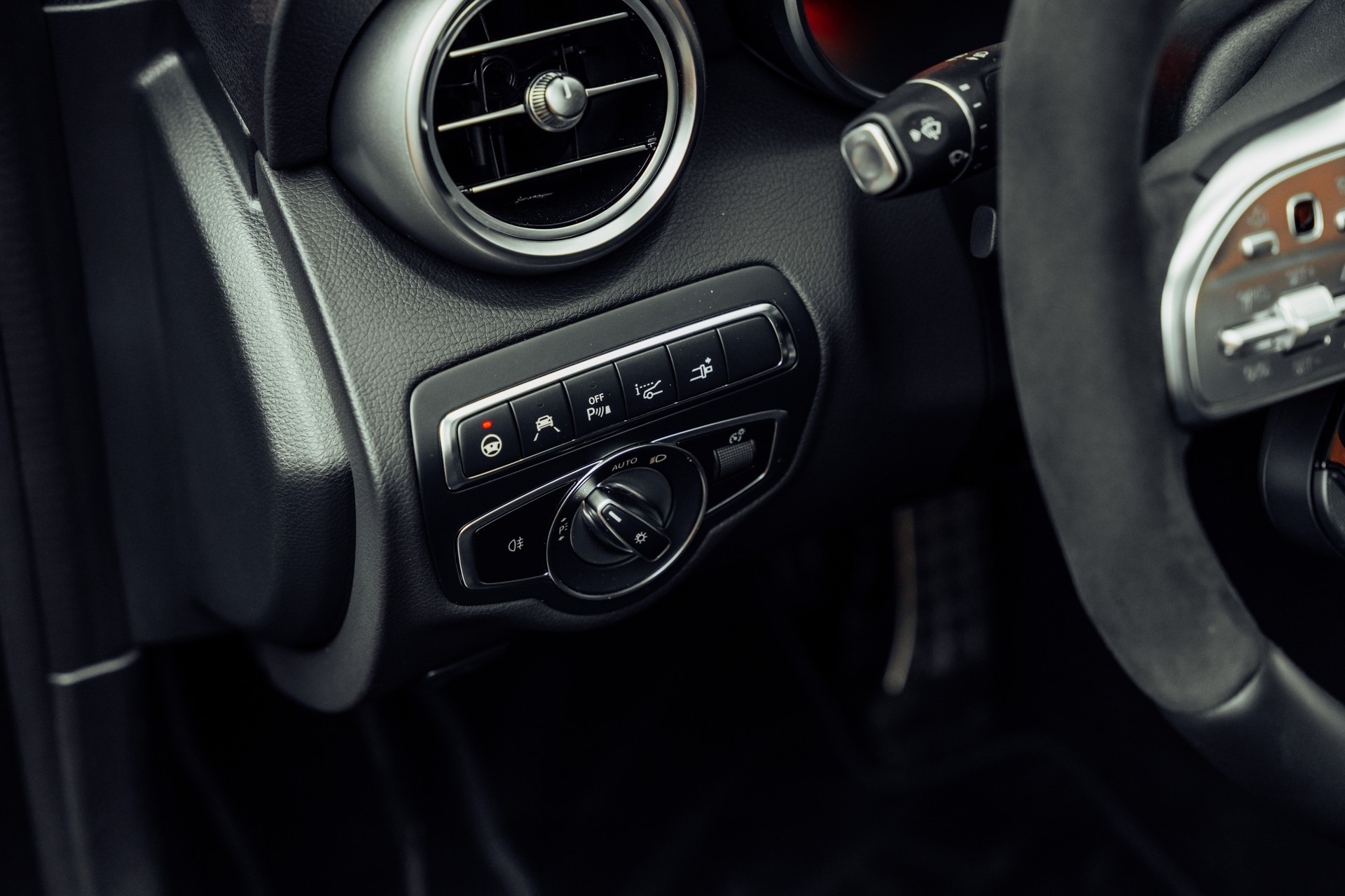 MERCEDES-BENZ C 63 S AMG Premium 9G-tronic MANUFAKTUR magno-image-11