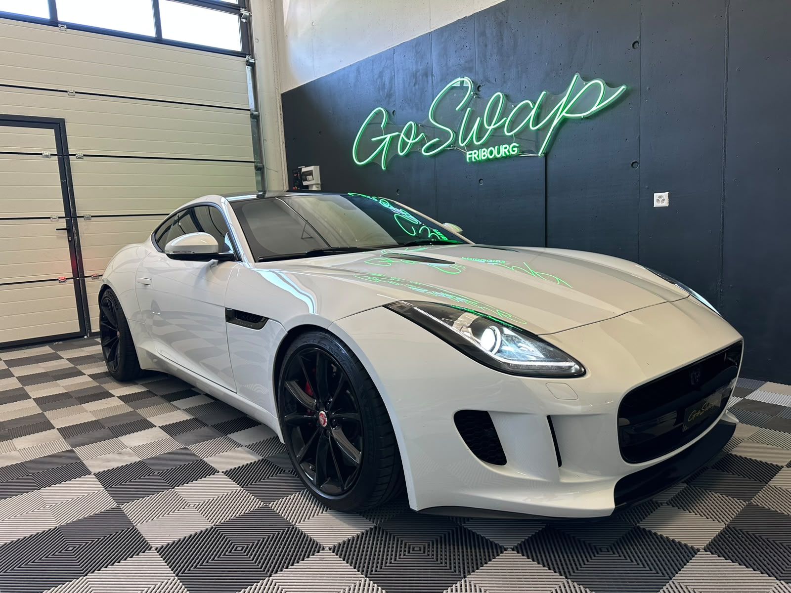 JAGUAR F-Type Coupé S 3.0 V6 S/C *Toit Pano *Echappement Sport-image-7