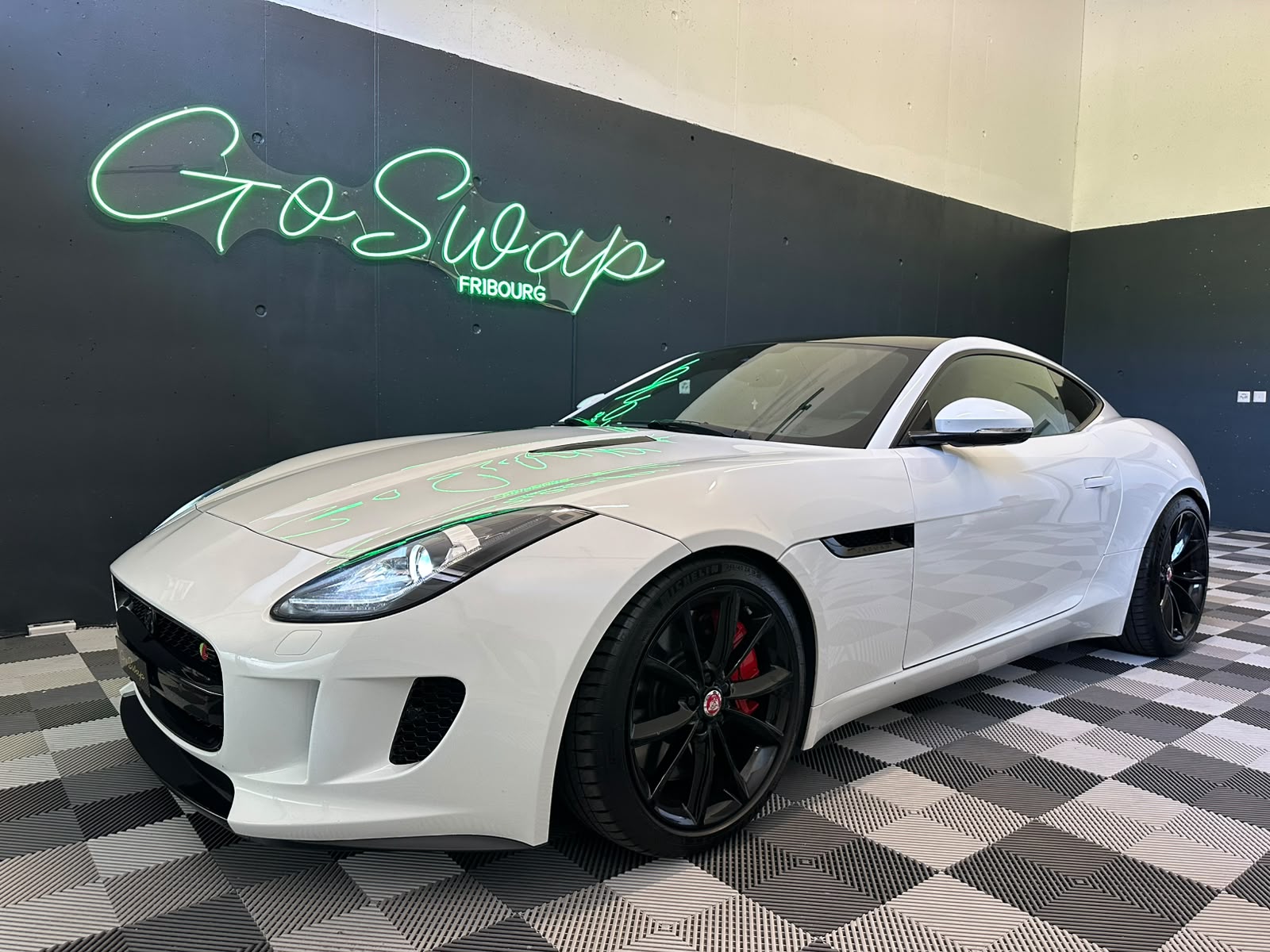 JAGUAR F-Type Coupé S 3.0 V6 S/C *Toit Pano *Echappement Sport-image-0