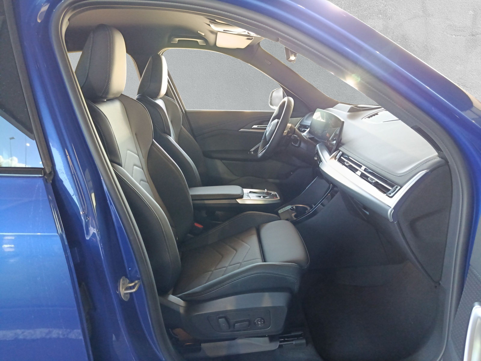 BMW X1 xDrive 30e M Sport Pro-image-12
