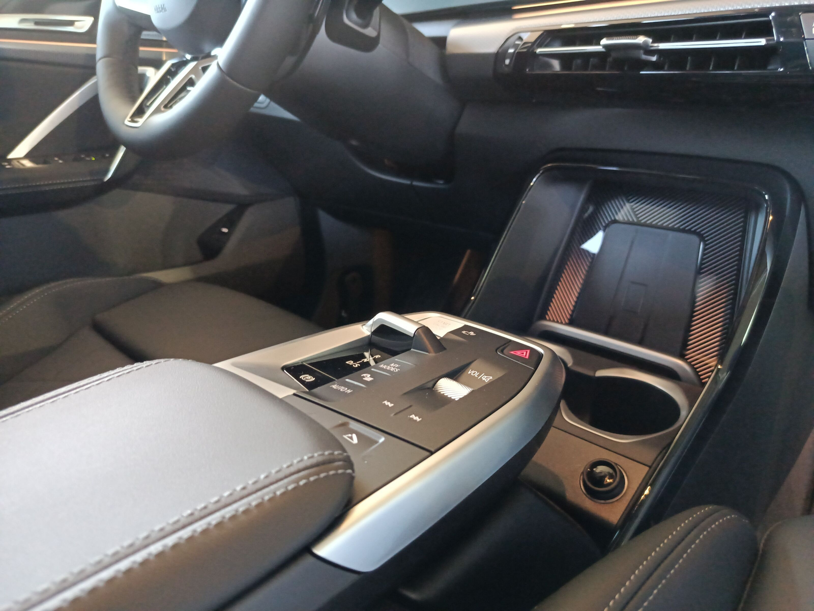 BMW X1 xDrive 30e M Sport Pro-image-14
