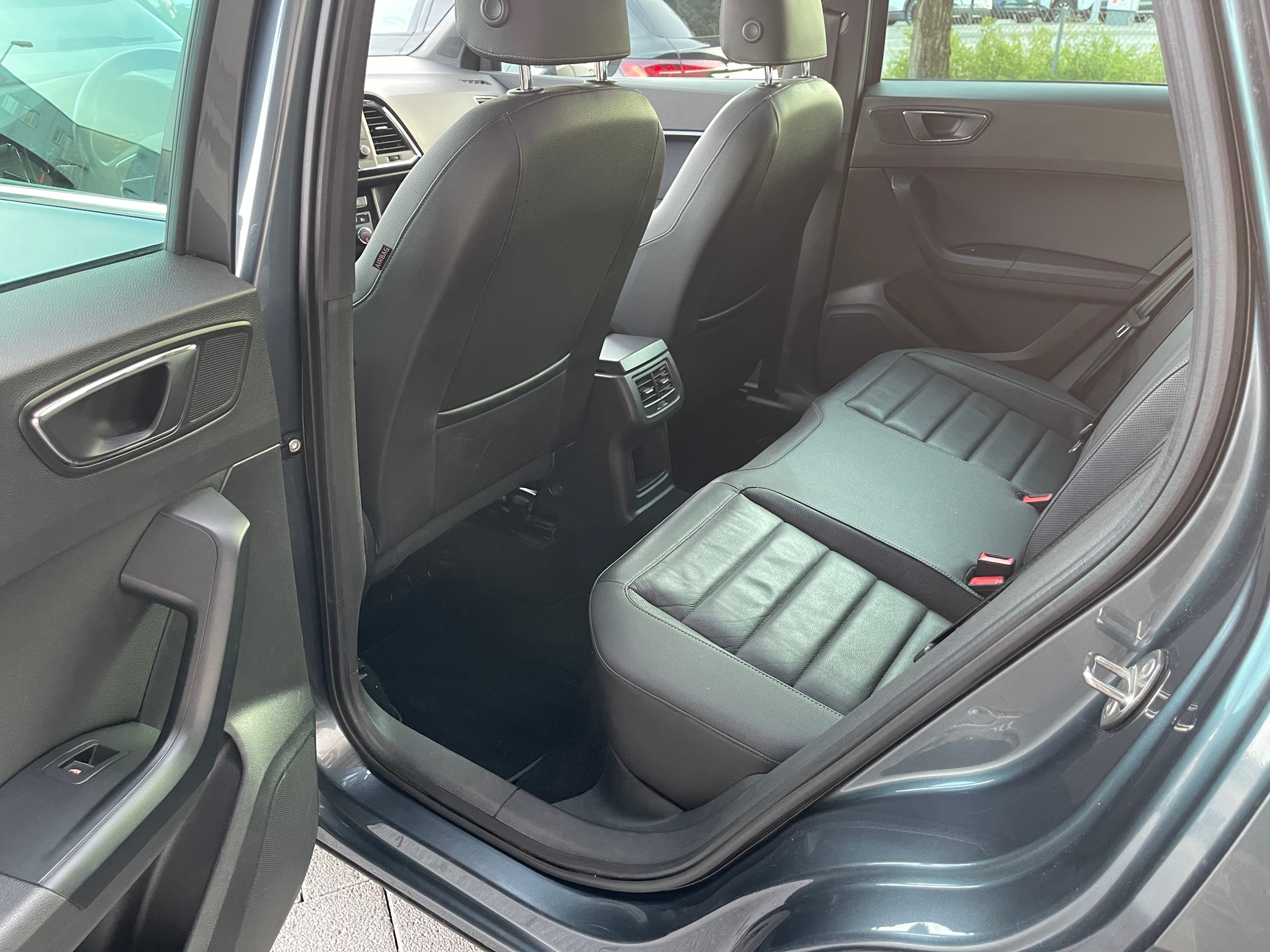 SEAT Ateca 2.0 TDI CR Xcellence 4Drive-image-10