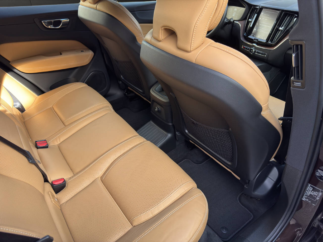 VOLVO XC60 2.0 T8 TE Inscription eAWD-image-8
