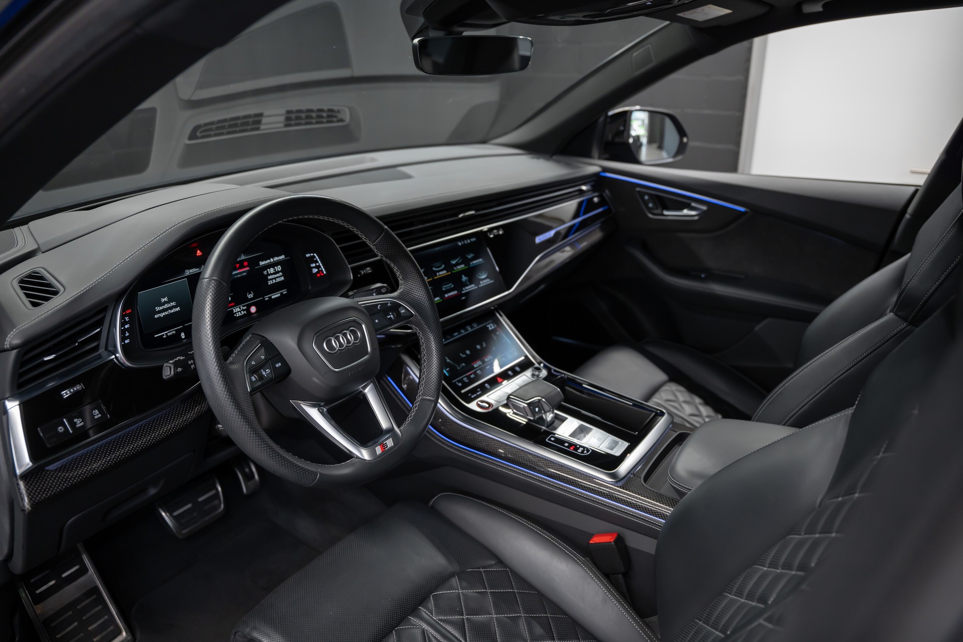 AUDI SQ8 TFSI quattro tiptronic / Gratis Service / Audi Garantie / Sitzkühlung / Carbon / Schiebedach / AHK / Head Up uvm..-image-9