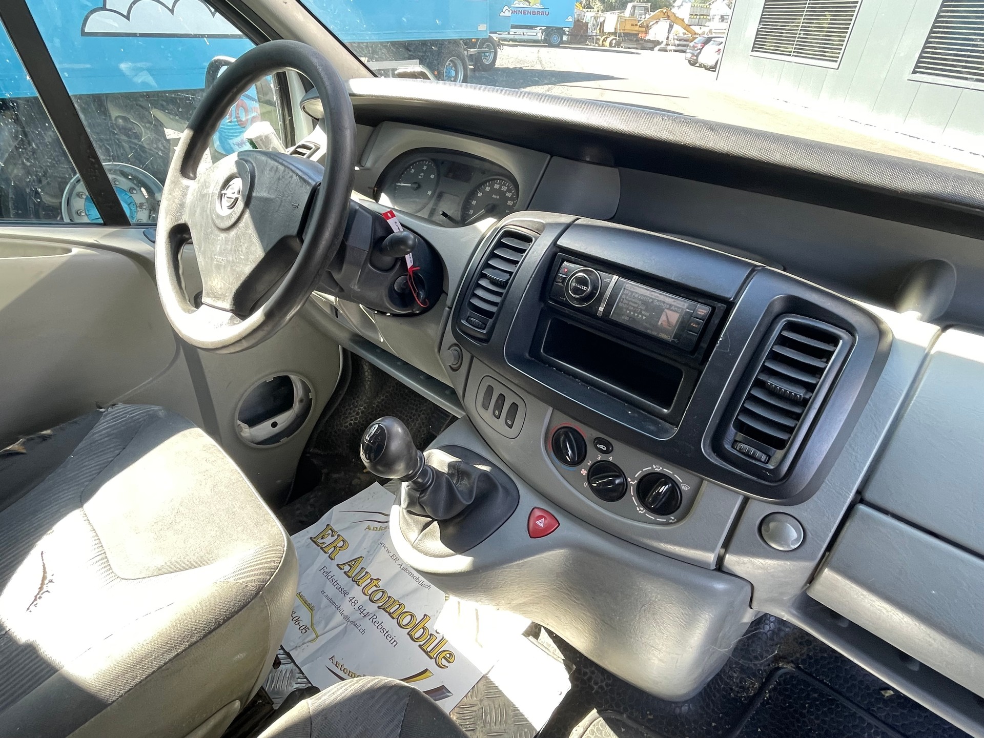OPEL Vivaro Life 2.0CDTI 2.7t L1H1-image-8