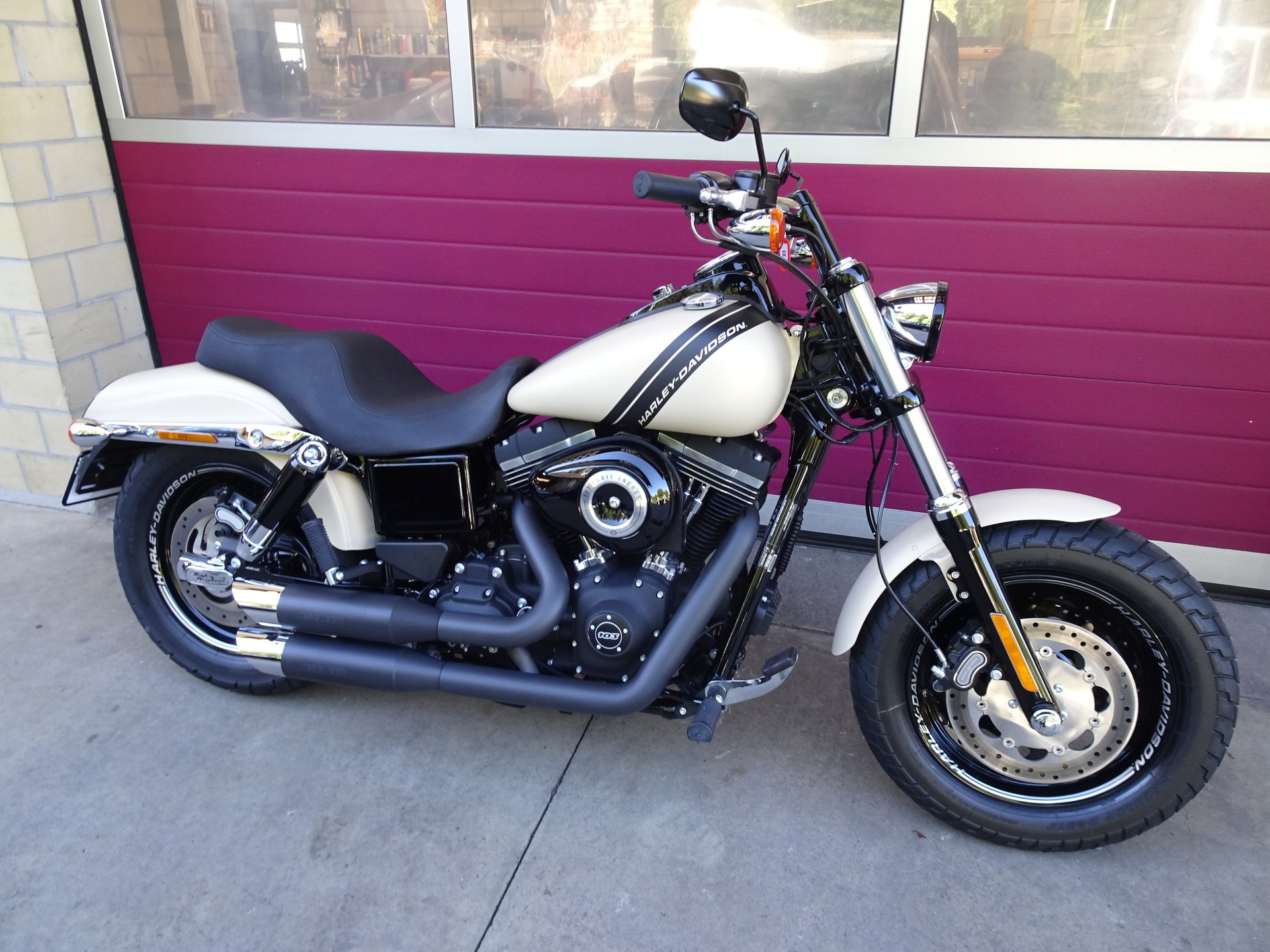 HARLEY-DAVIDSON FXDF Dyna Fat Bob 103 ABS-showroom-element-2