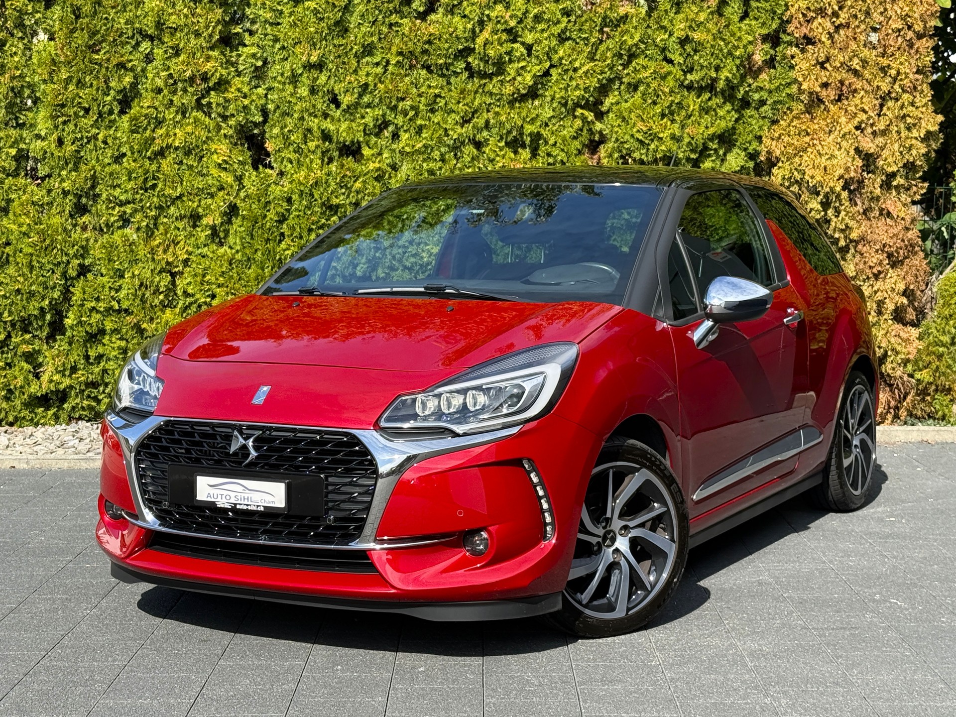 DS AUTOMOBILES DS 3 1.2 PureTech Sport Chic / Ab MFK-showroom-element-2