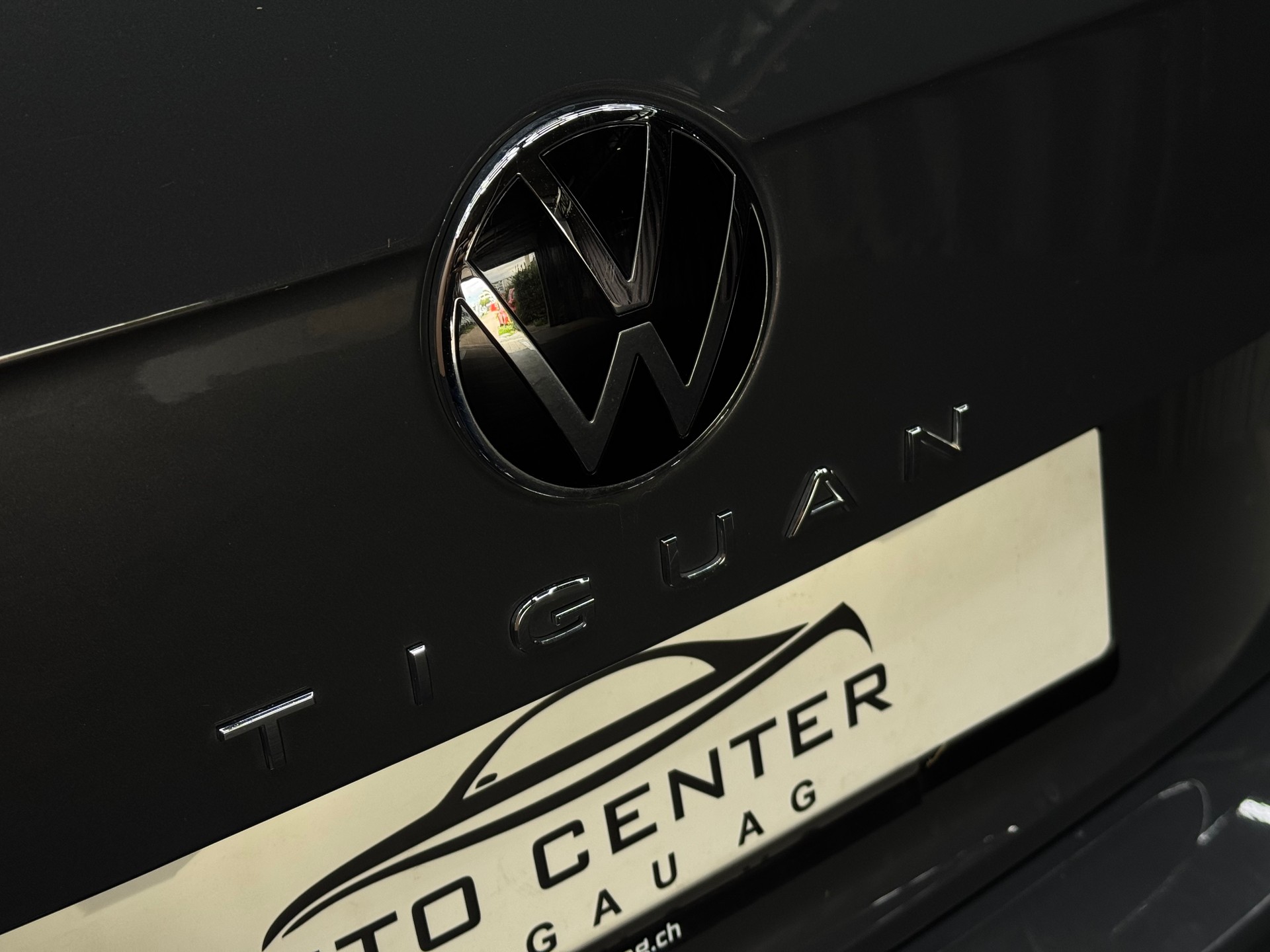VW Tiguan 2.0 TDI SCR R-Line DSG *ab CHF 269.-/ Monat*-image-21