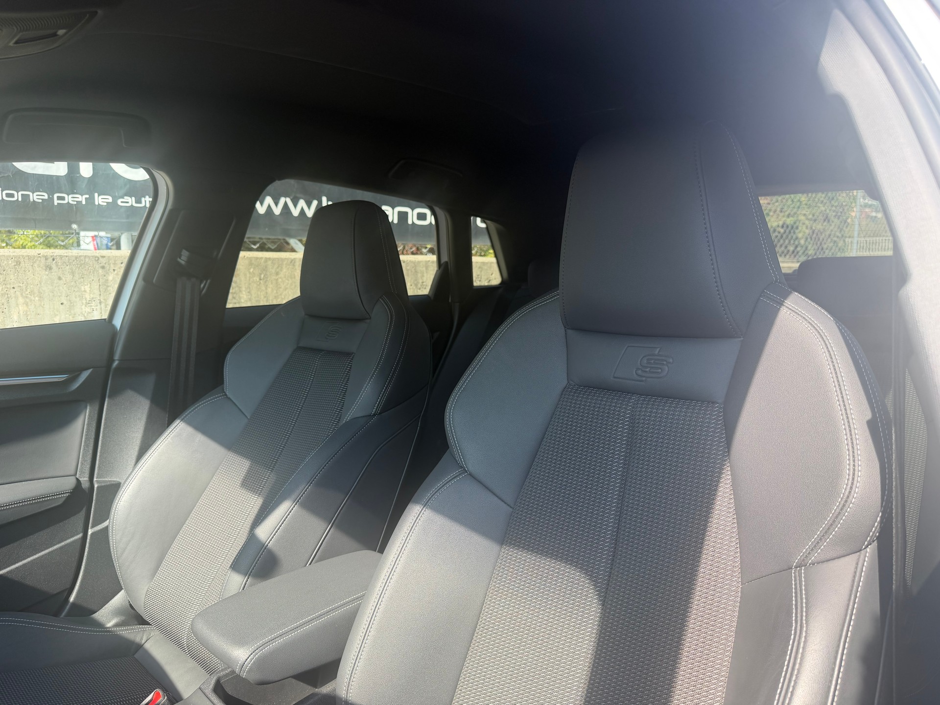 AUDI S3 Sportback TFSI quattro S-tronic-image-6