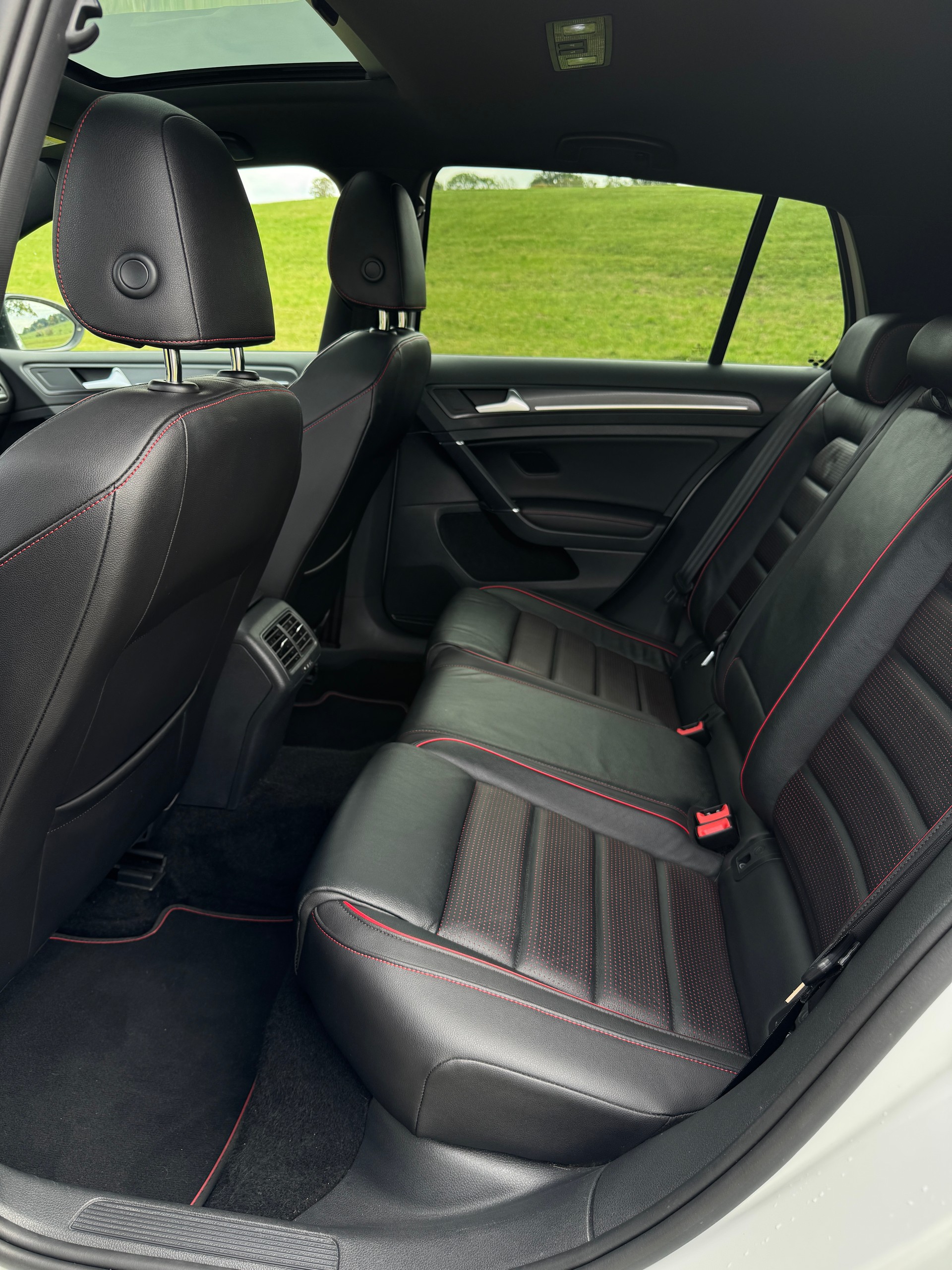 VW 2.0 TSI GTI TCR DSG-image-3