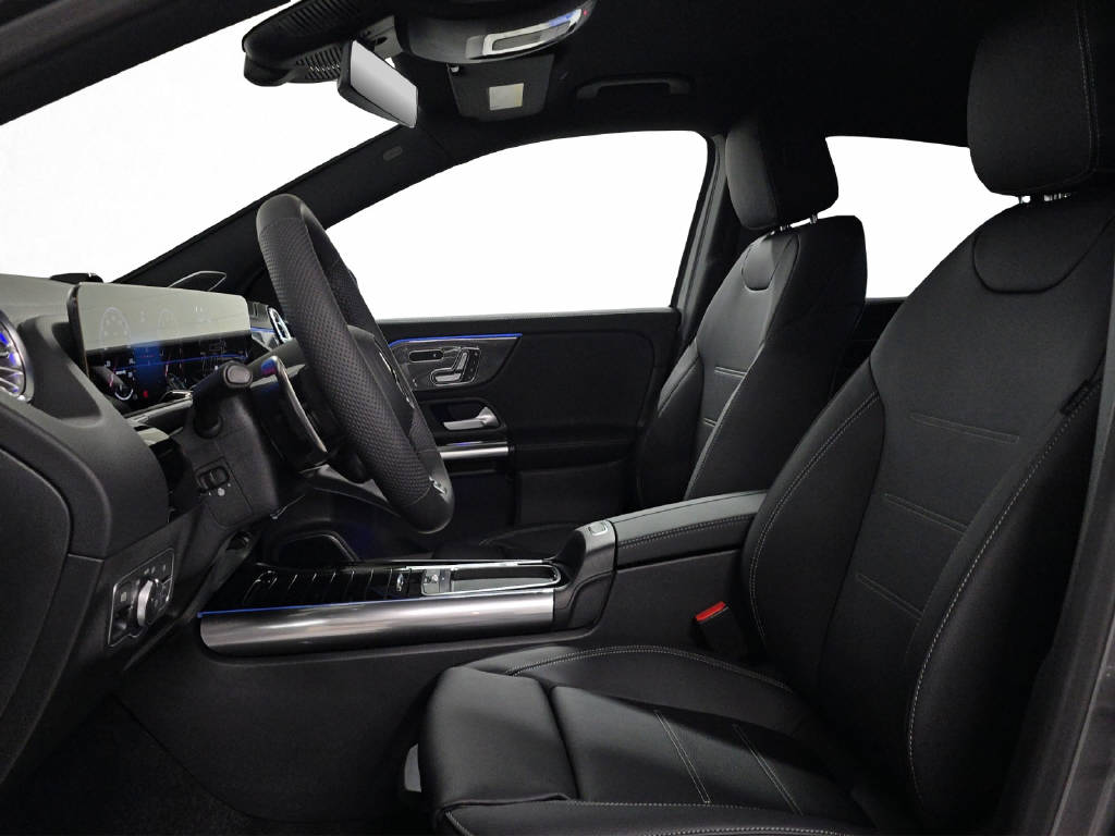 MERCEDES-BENZ GLA 35 AMG 4Matic-image-10