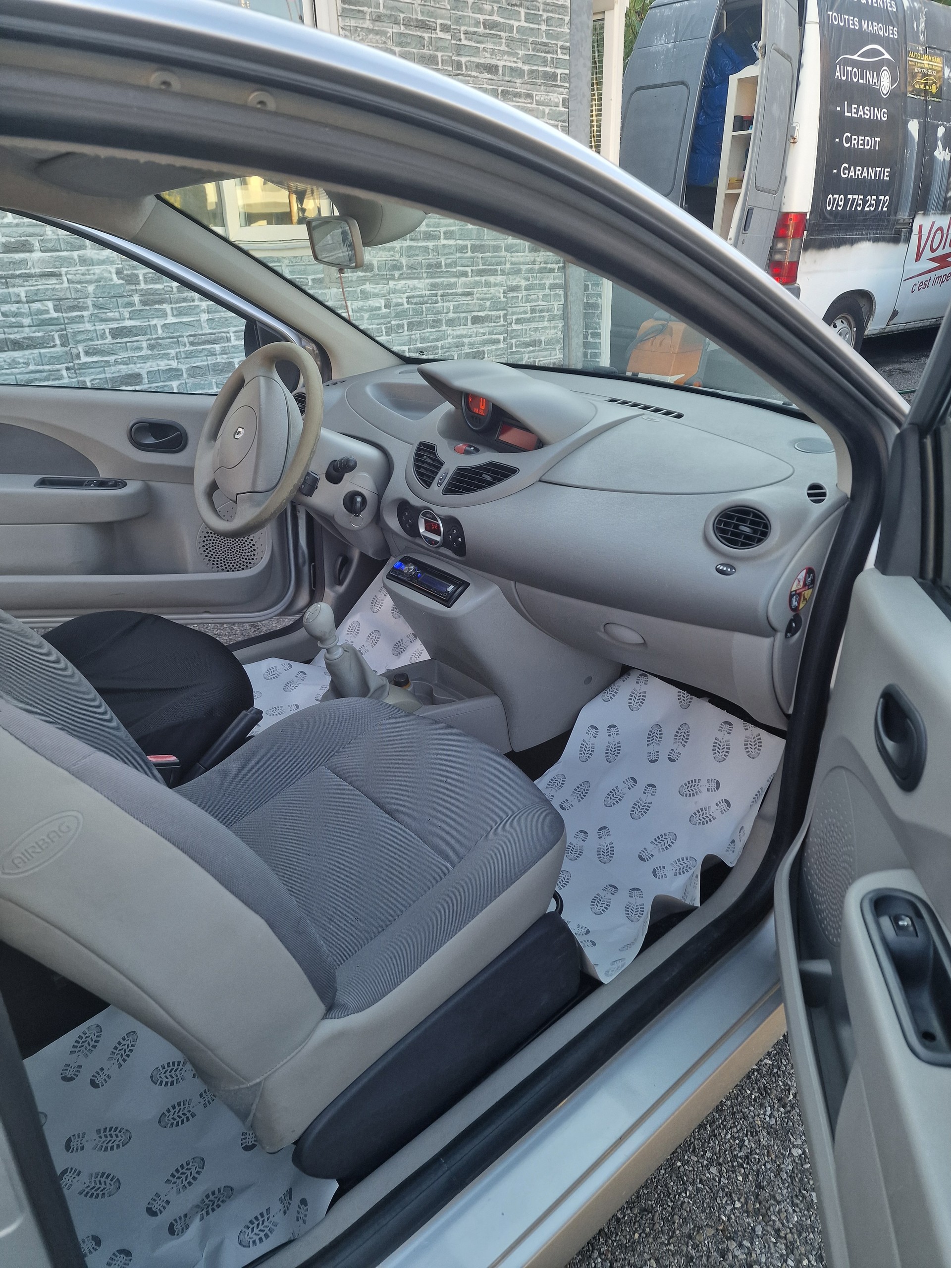 RENAULT Twingo 1.2 16V Dynamique-image-10