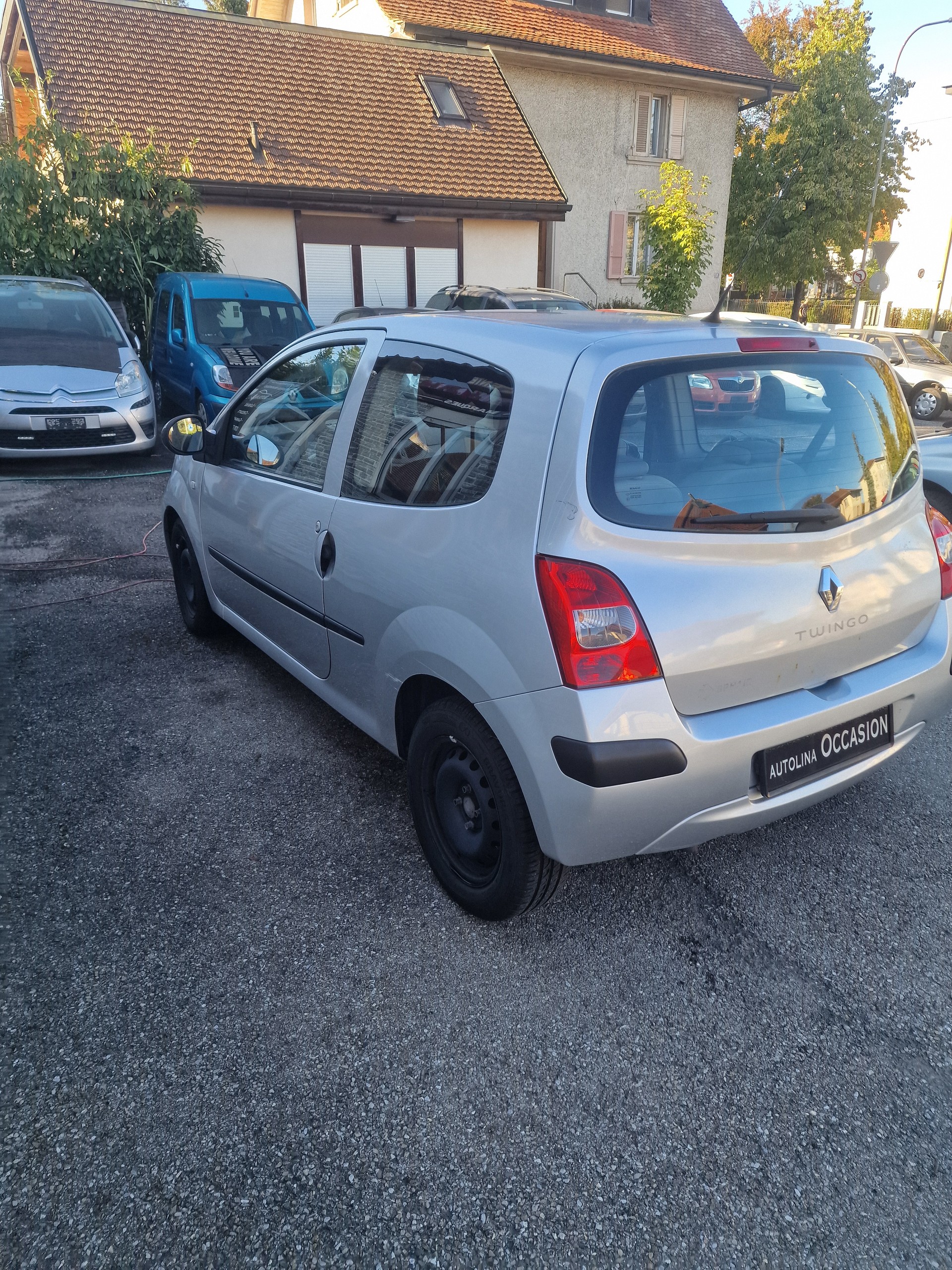 RENAULT Twingo 1.2 16V Dynamique-image-4