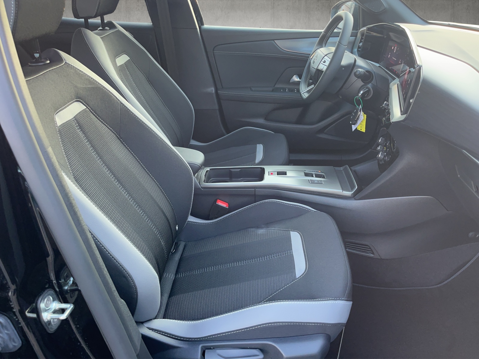 OPEL Mokka 1.2 T 145 HEV GS-image-12
