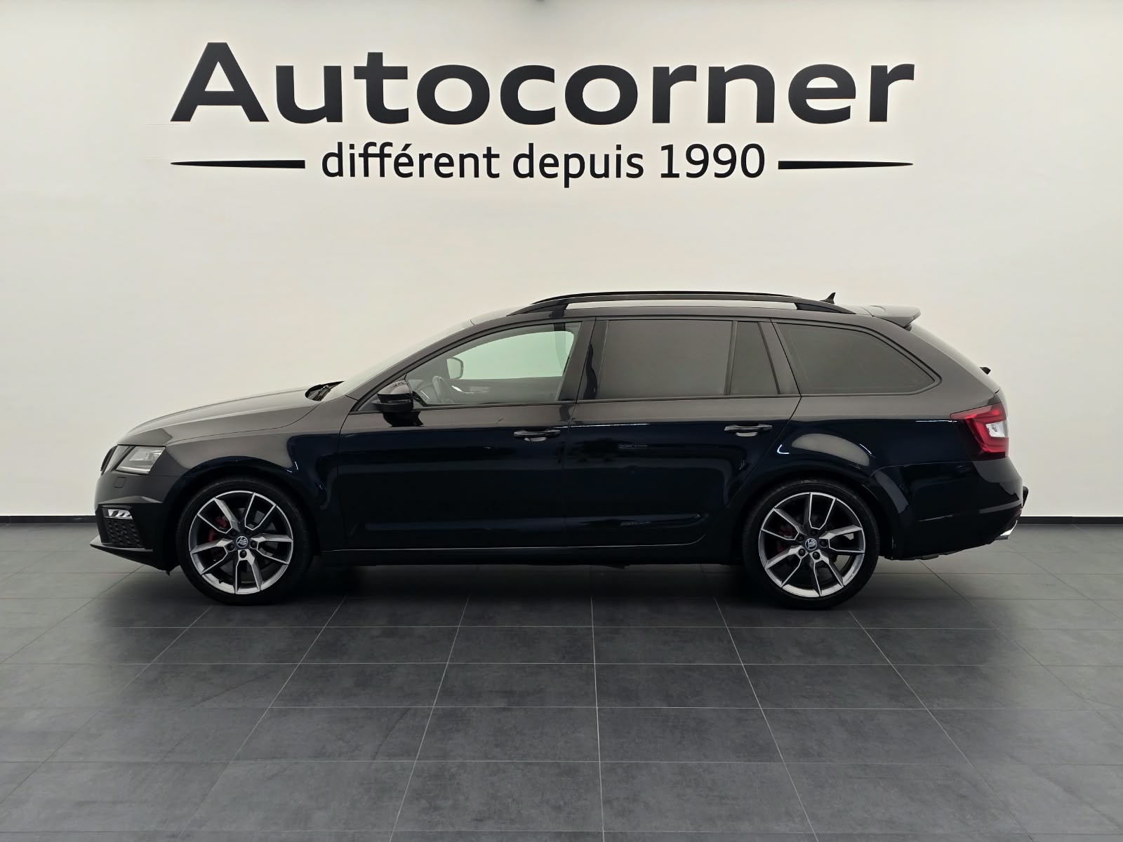 SKODA Octavia Combi 2.0 TDI RS Prag 4x4 DSG-showroom-element-1