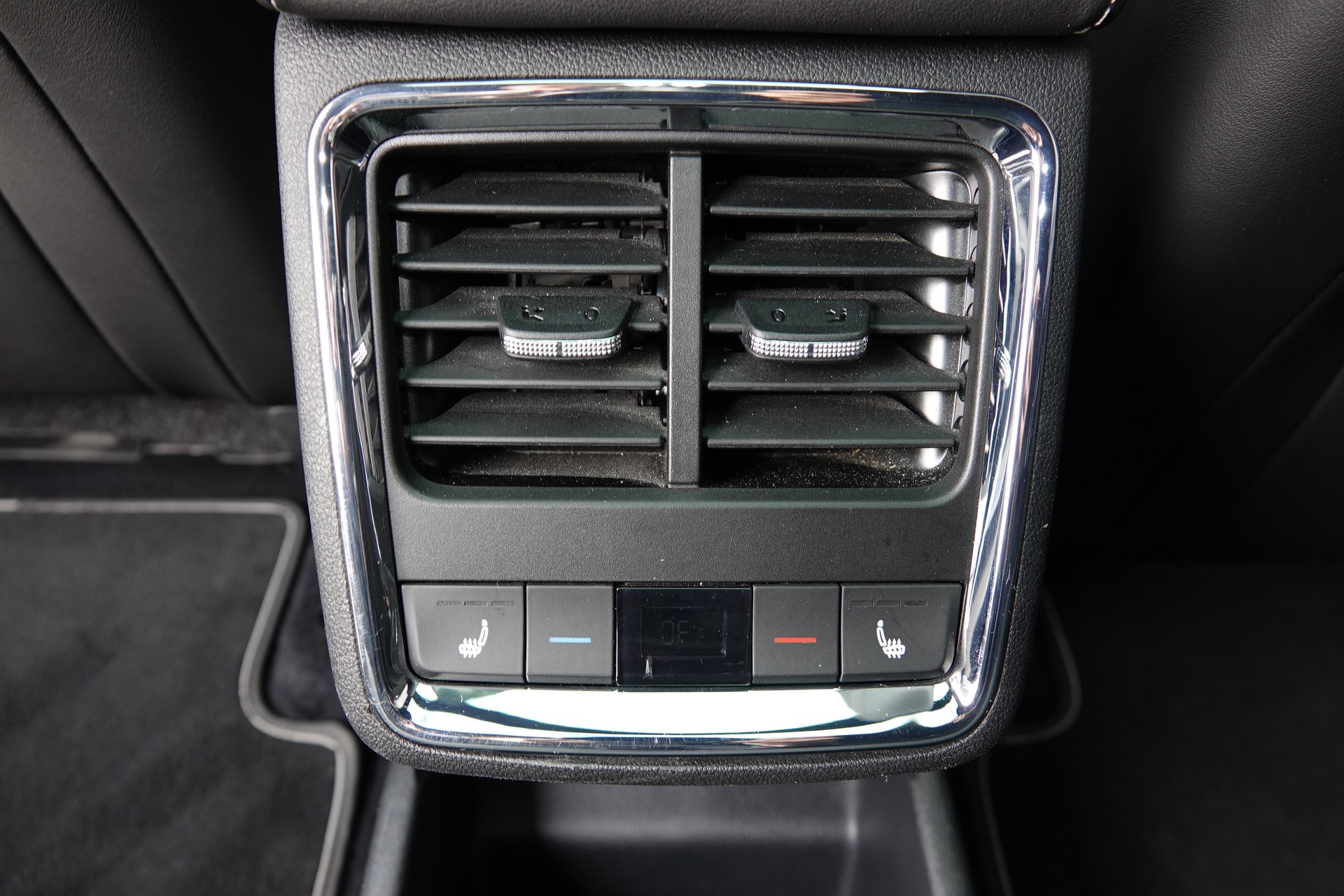 SKODA Enyaq iV 80 SportLine-image-16