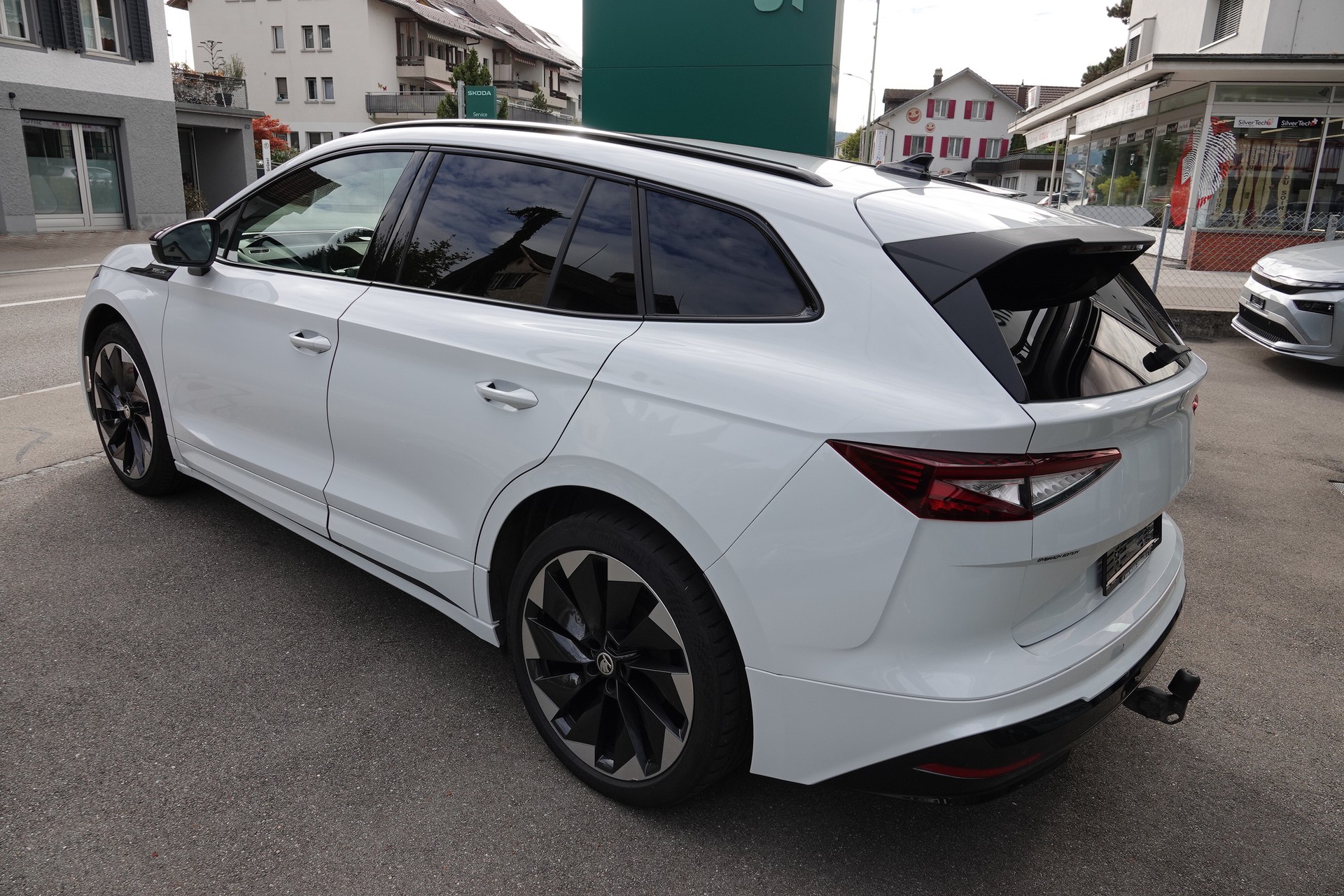 SKODA Enyaq iV 80 SportLine-image-6