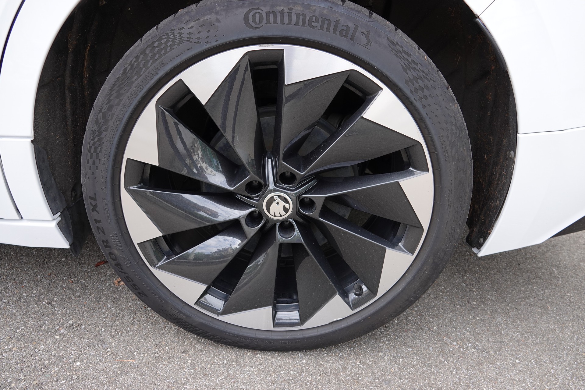 SKODA Enyaq iV 80 SportLine-image-21