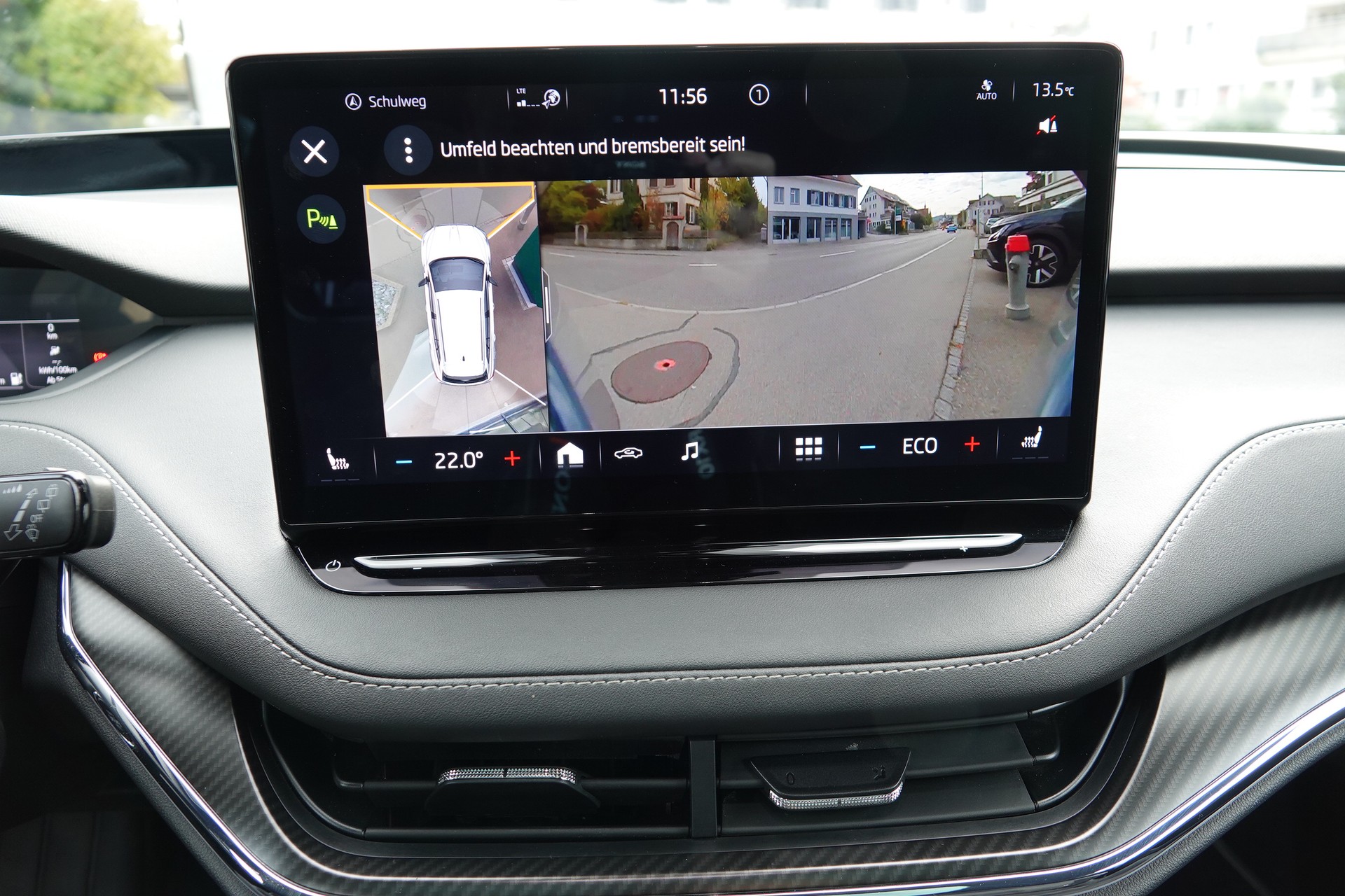 SKODA Enyaq iV 80 SportLine-image-12