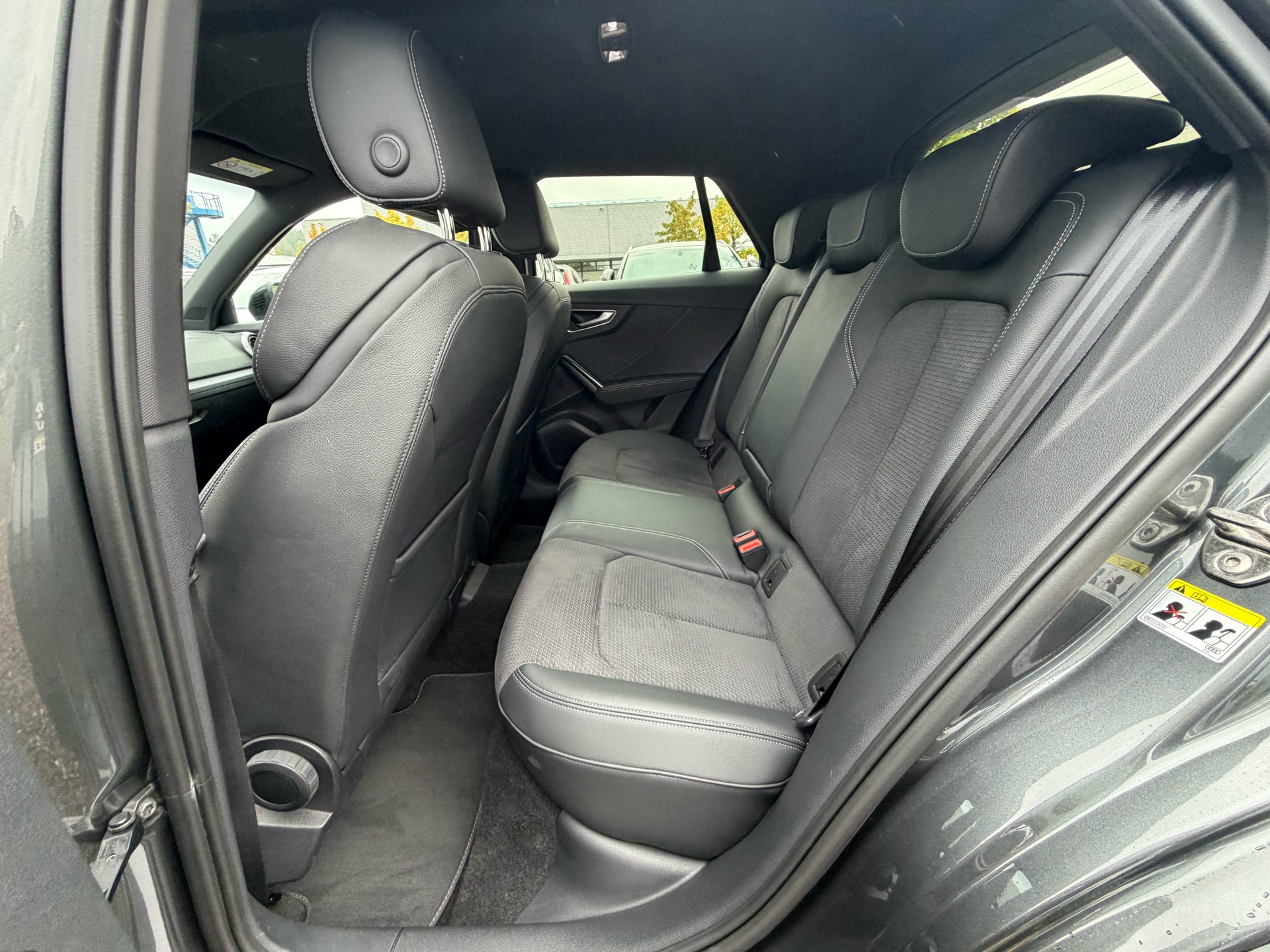 AUDI SQ2 TFSI quattro S-tronic-image-10