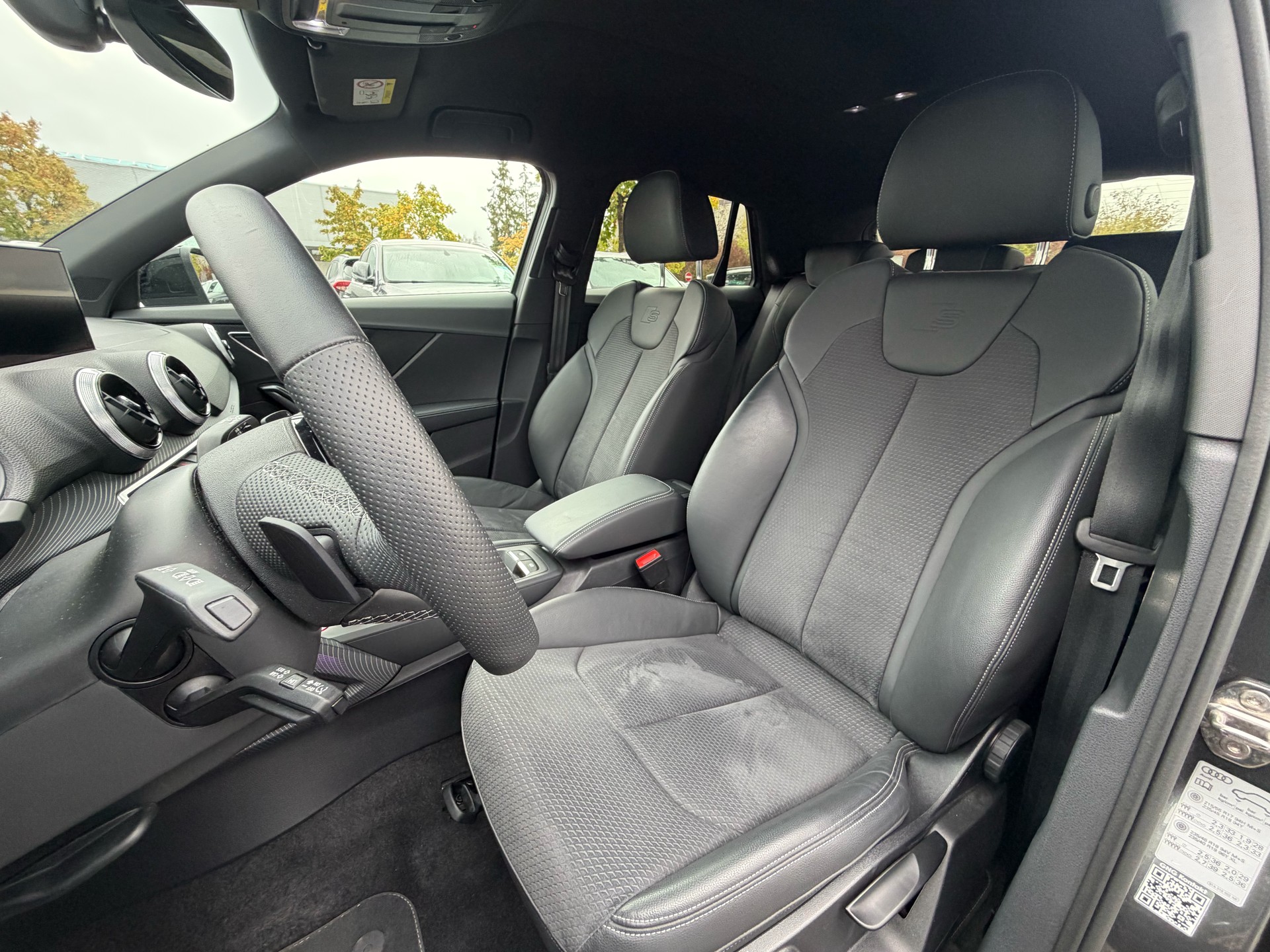 AUDI SQ2 TFSI quattro S-tronic-image-8