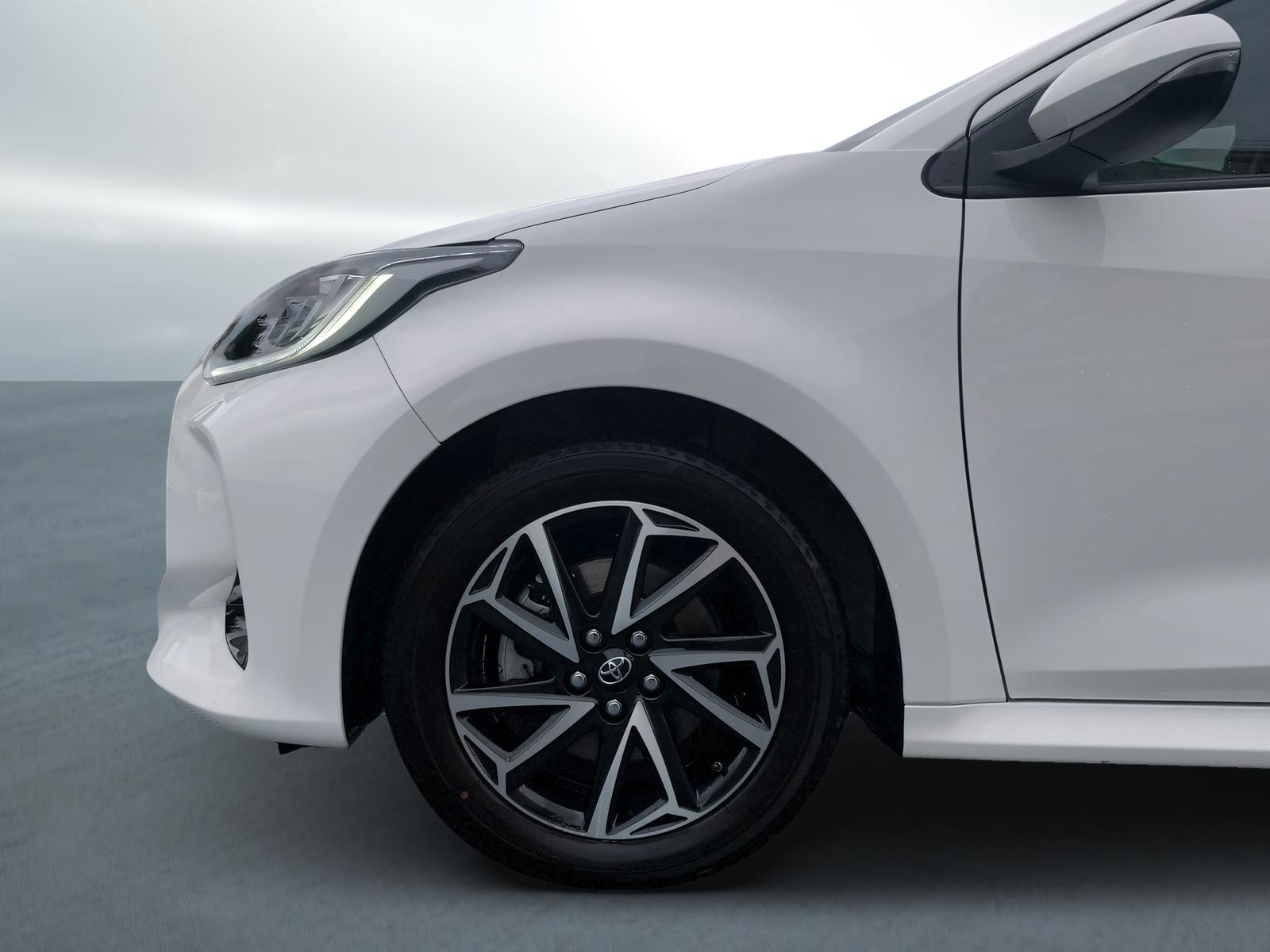 TOYOTA Yaris 1.5 VVT-i HSD Trend-image-9