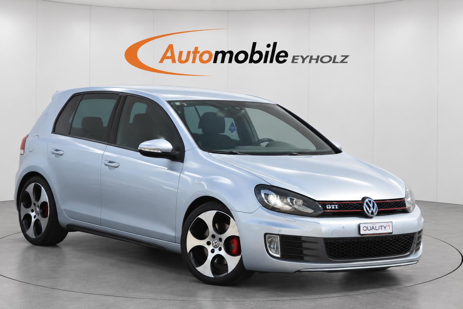 VW Golf 2.0 TSI GTI-image-4