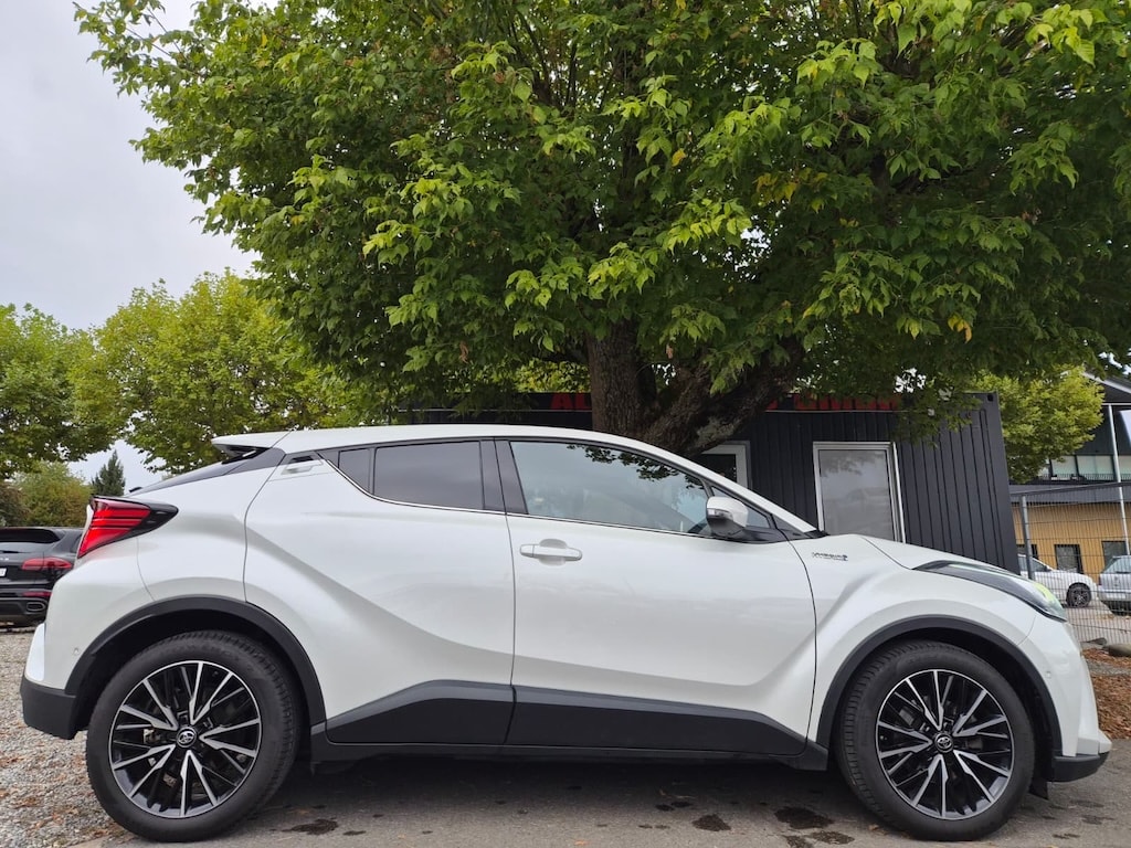 TOYOTA C-HR 1.8 HSD CVT Premium-image-6