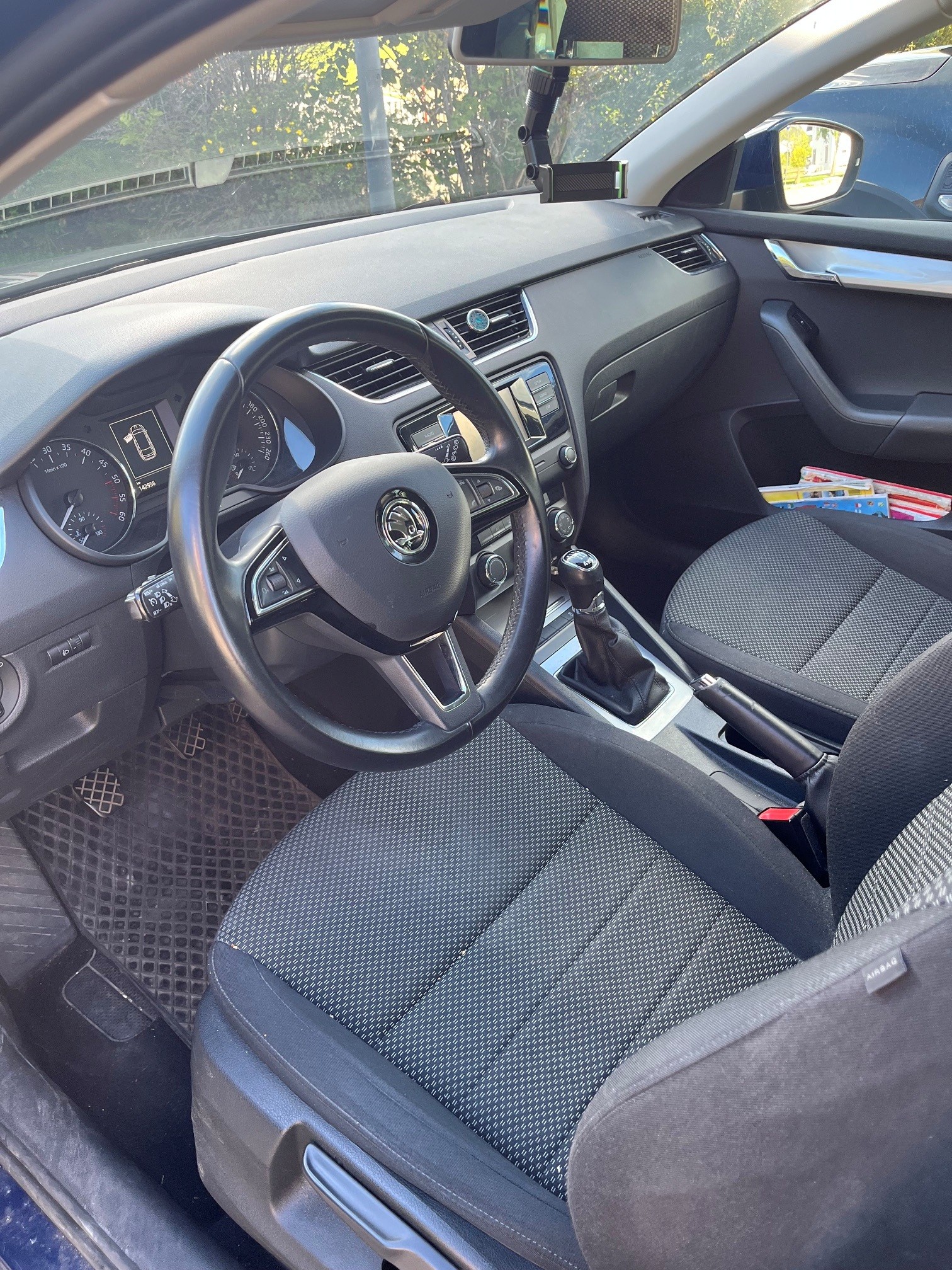 SKODA 2.0 TDI 150 4x4-image-4
