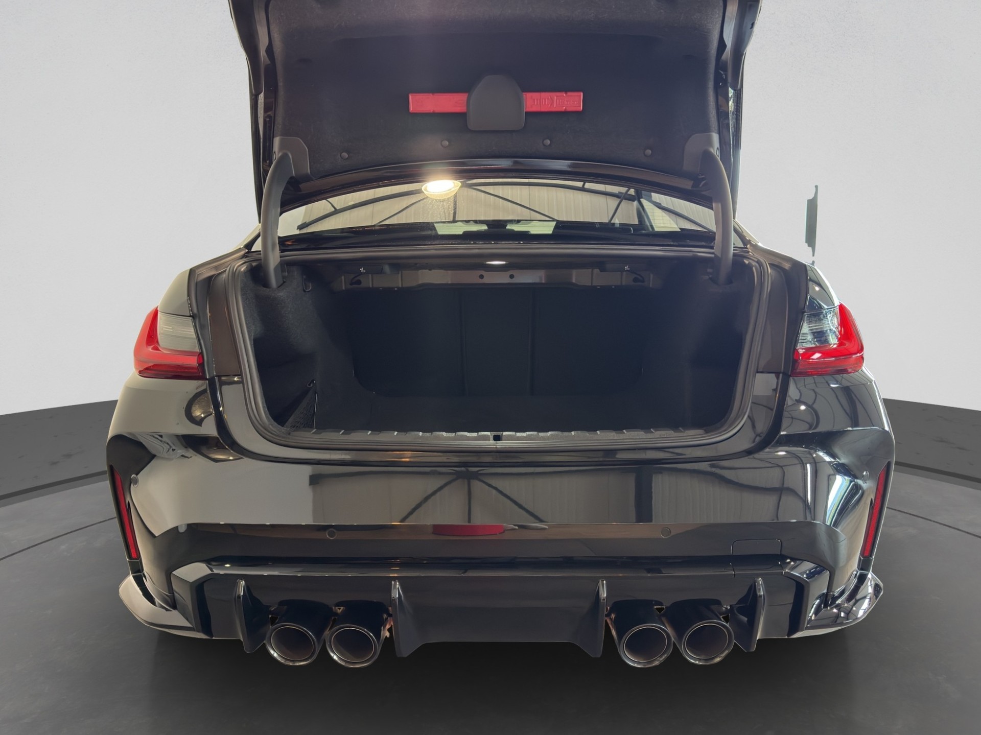 BMW M3 Competition M xDrive-image-14