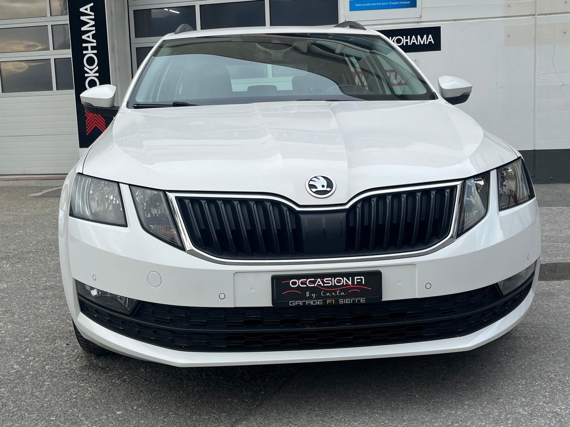 SKODA Octavia Combi 1.6 TDI Ambition 4x4-showroom-element-2