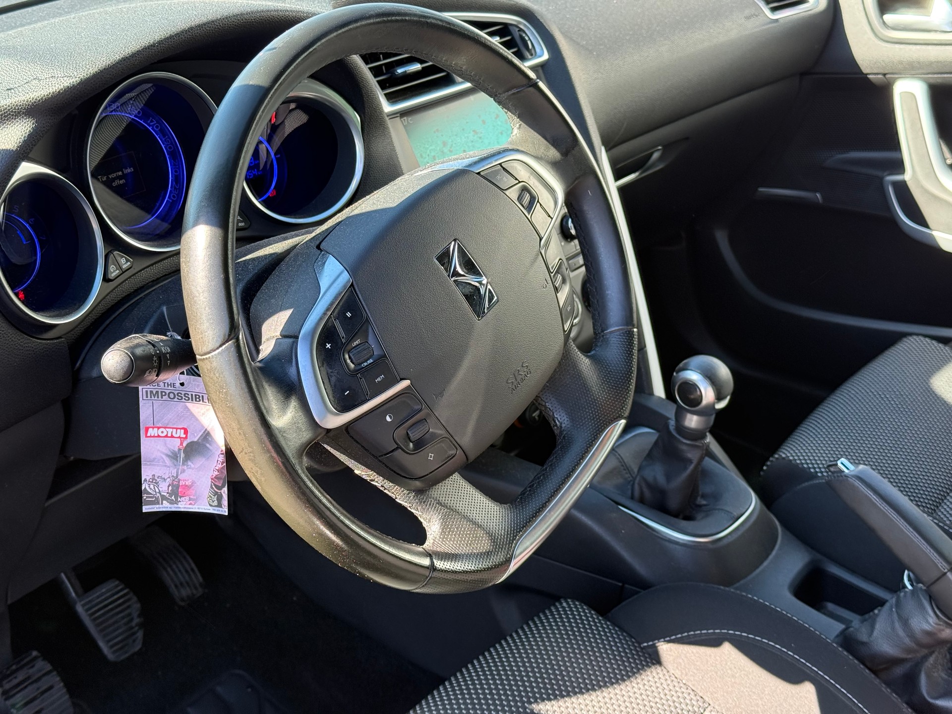 DS AUTOMOBILES DS4 1.6 VTi Chic-image-9