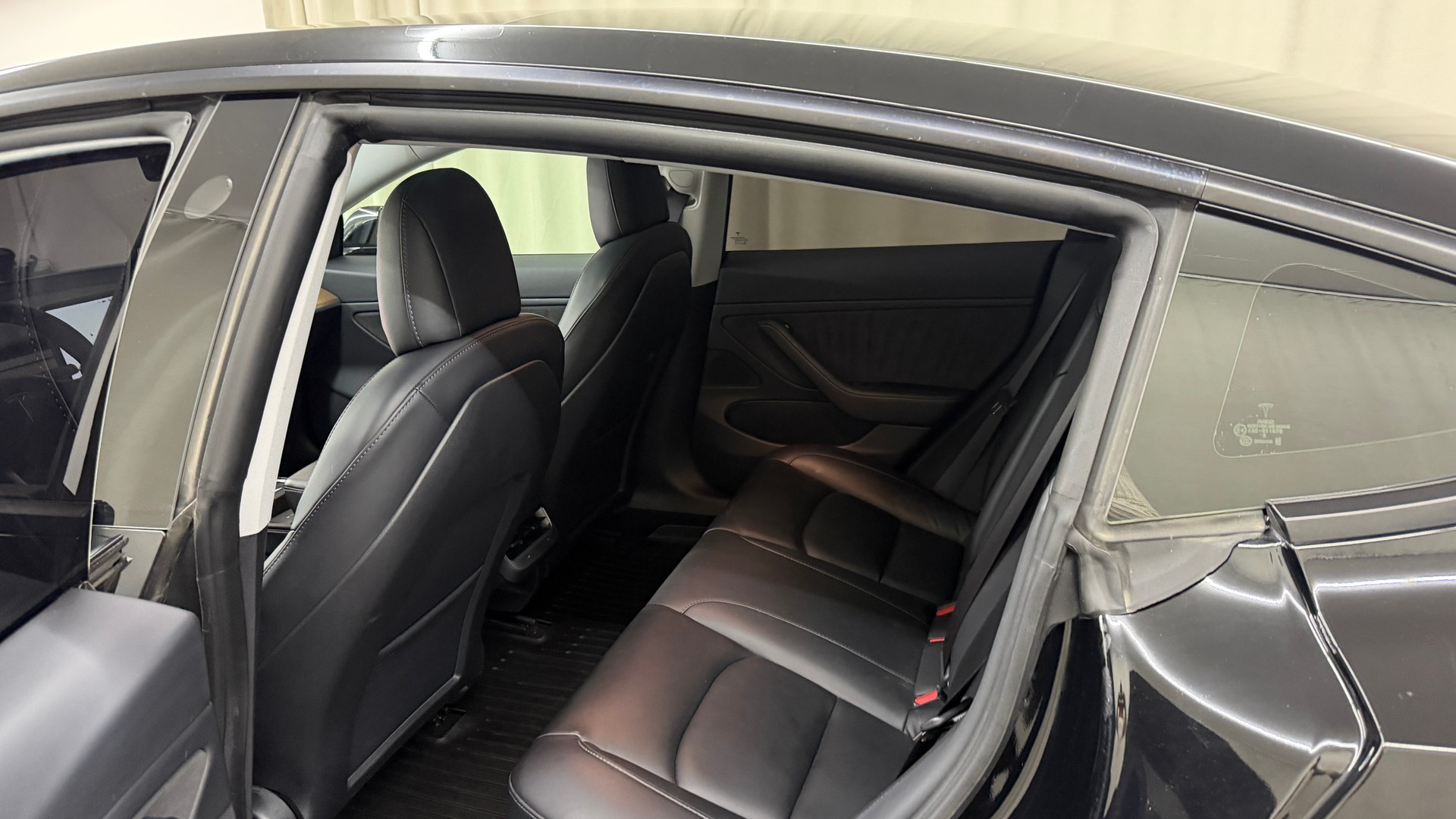 TESLA Model 3 Long Range Dual Motor AWD-image-7