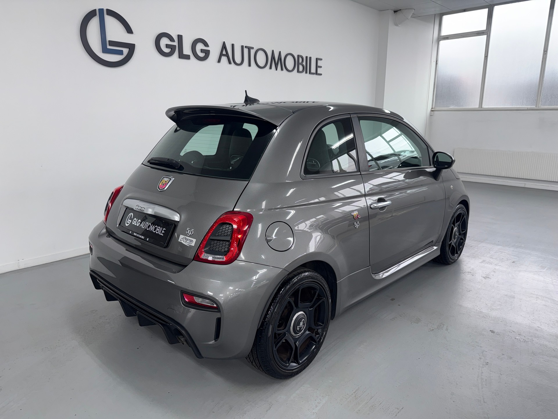 FIAT 595 1.4 16V Turbo Abarth Pista-image-3