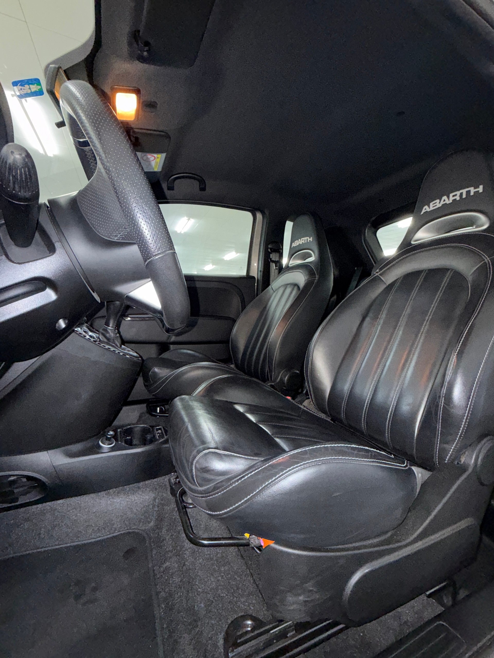 FIAT 595 1.4 16V Turbo Abarth Pista-image-6