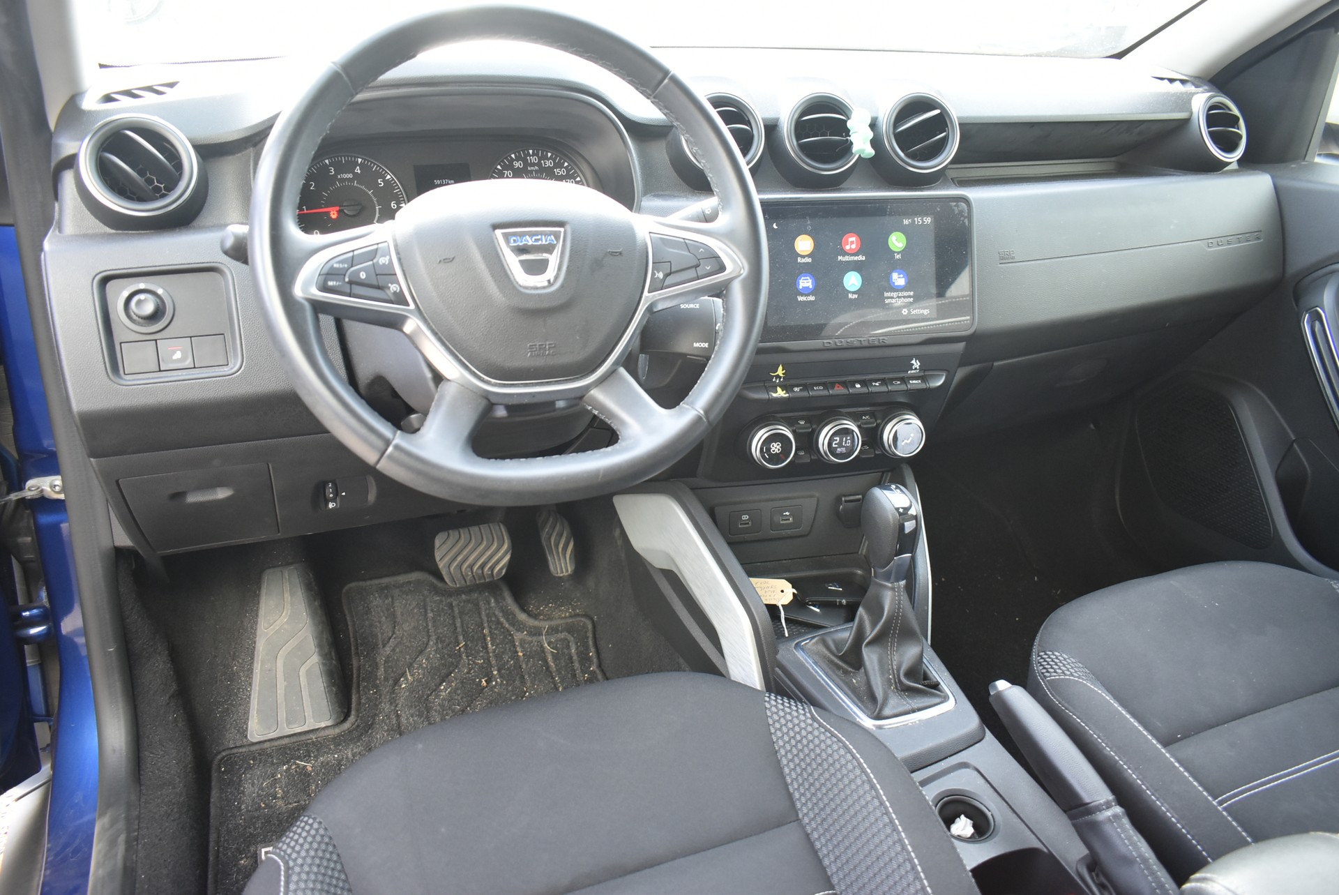 DACIA Duster TCe 150 Prestige EDC 4x2-image-8