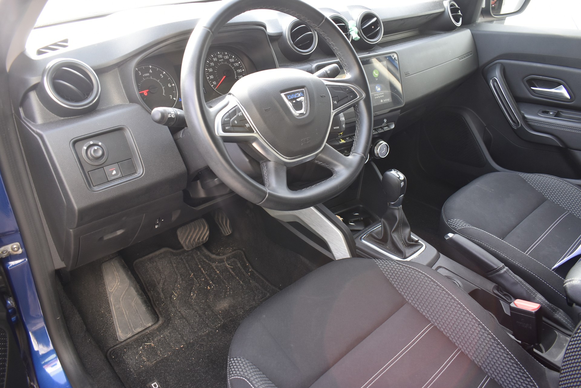 DACIA Duster TCe 150 Prestige EDC 4x2-image-10