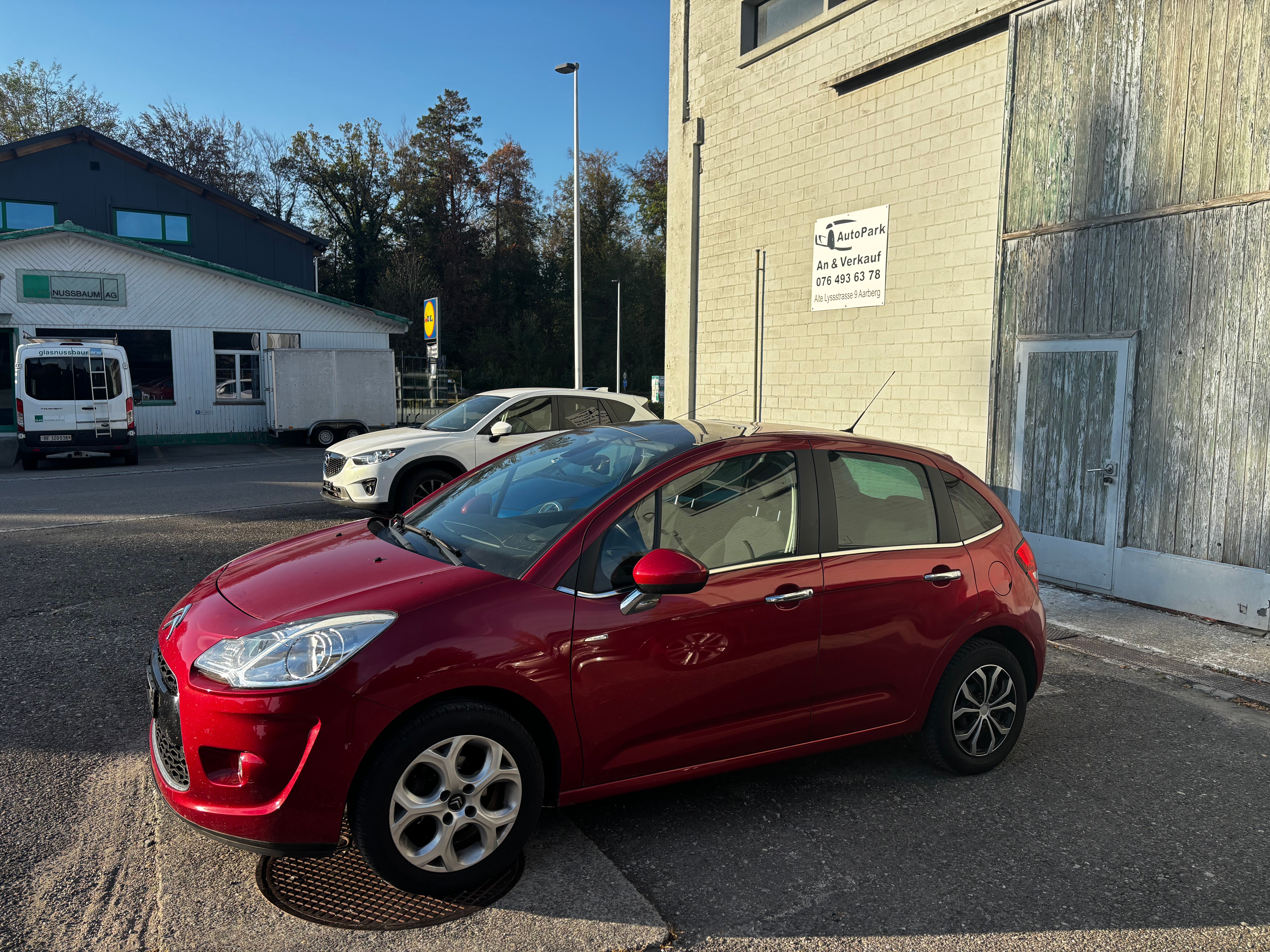 Car photo