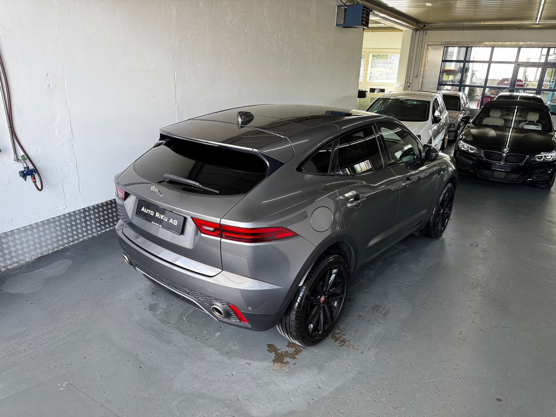 JAGUAR E-Pace 2.0d D150 R-Dynamic S AWD Automatik-image-7