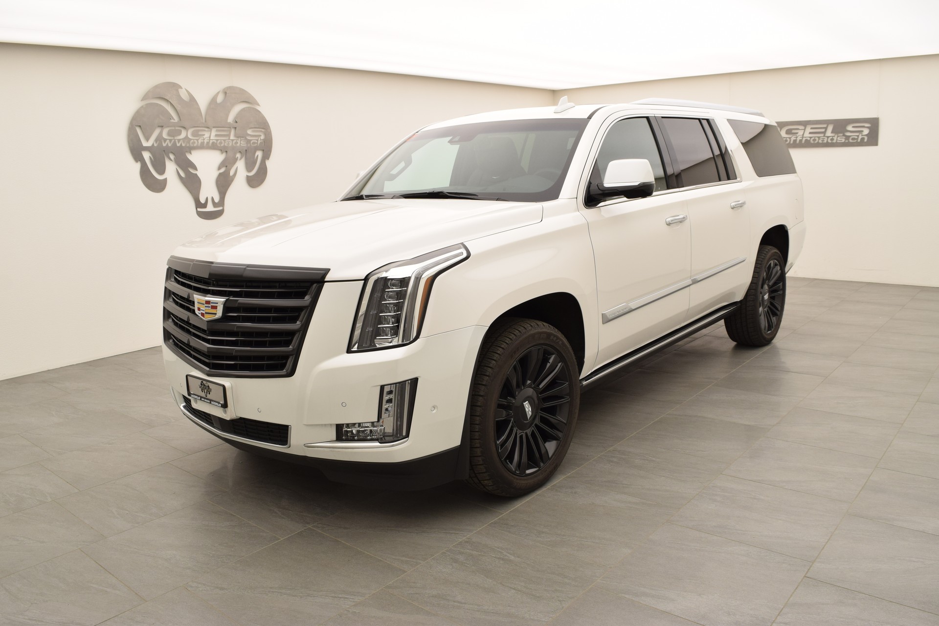 CADILLAC Escalade 6.2 ESV Platinum