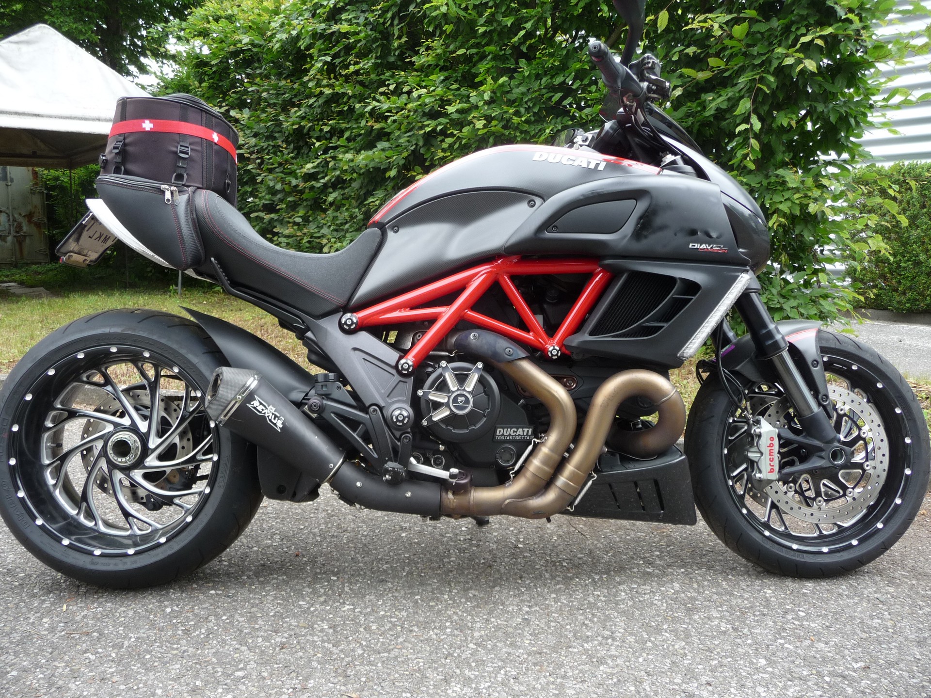 DUCATI Diavel 1200 Carbon