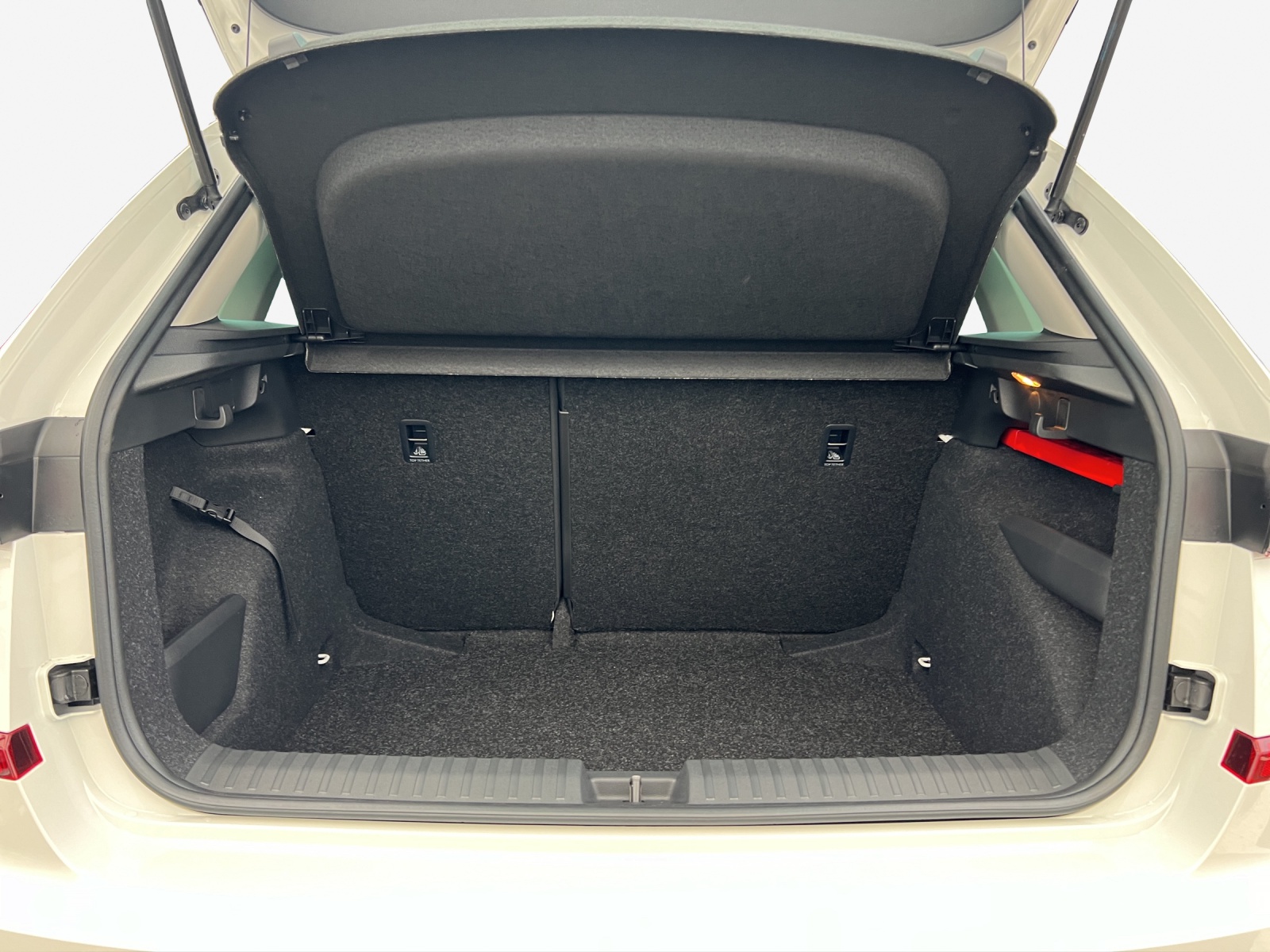SKODA Kamiq 1.0 TSI Selection DSG-image-12